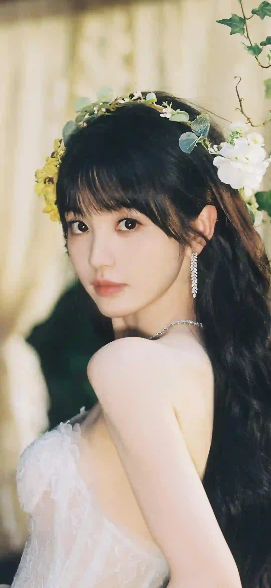 田曦薇 头戴花环的清纯美女 性感美女 长发 可爱女孩