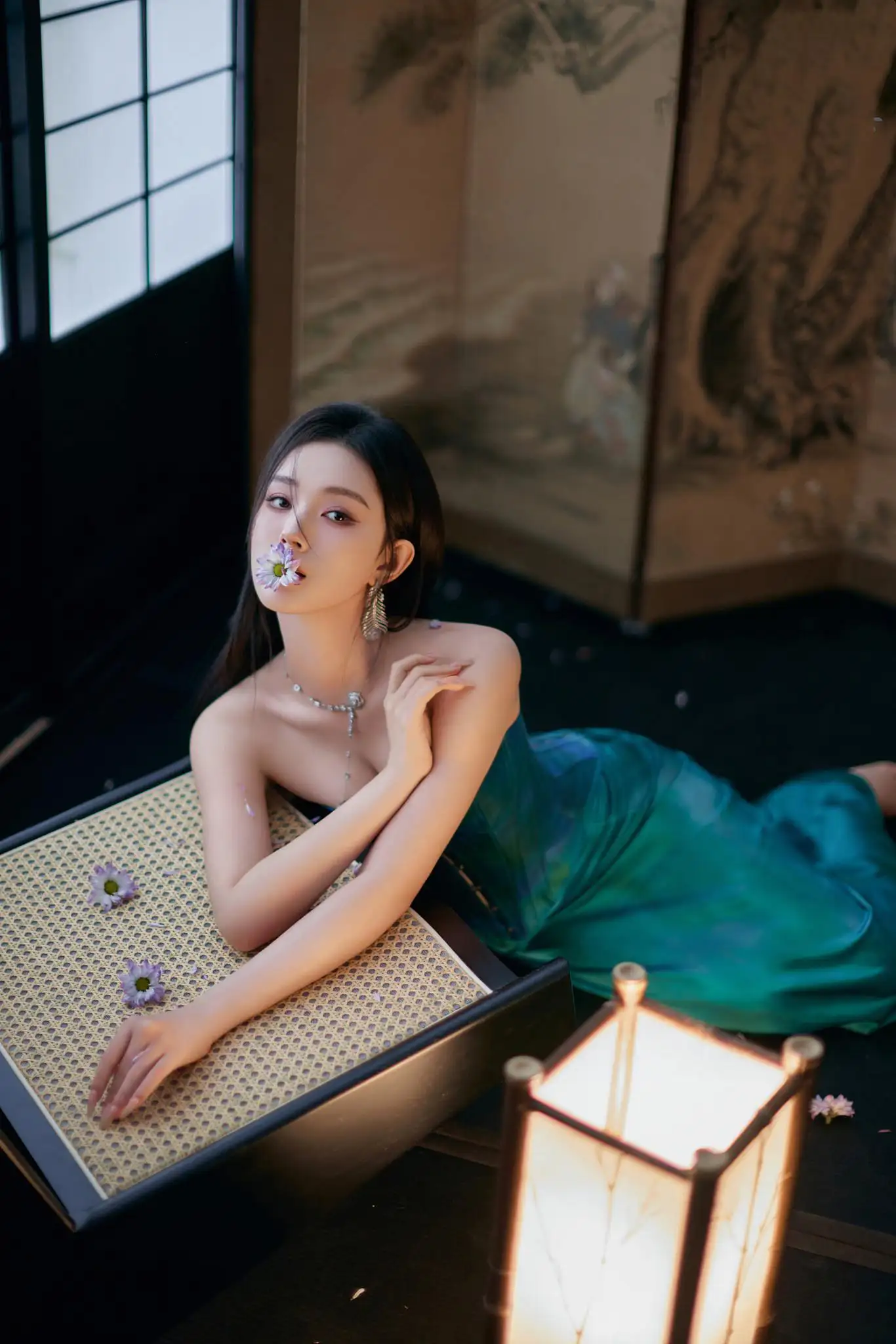蓝色旗袍｜长腿｜性感｜美女｜可爱