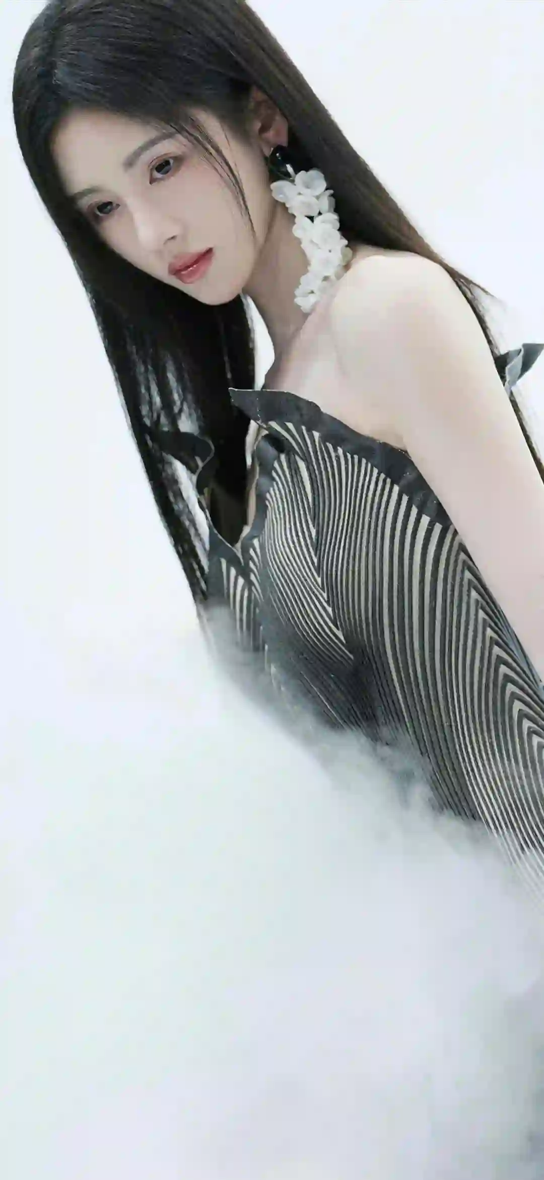 美女明星壁纸 鞠婧祎 是谁长裙