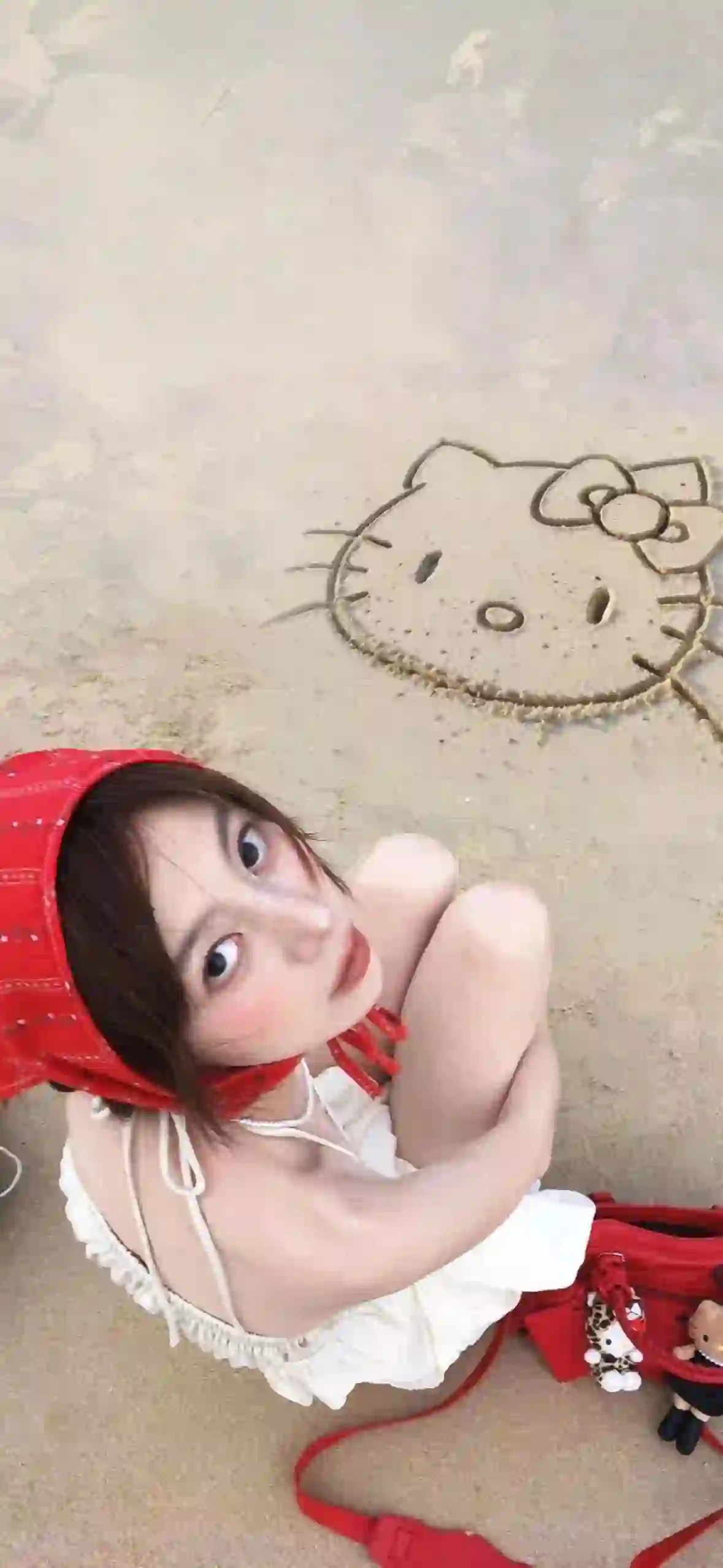 可爱小猫咪 沙滩 吊带美女 长腿美女 