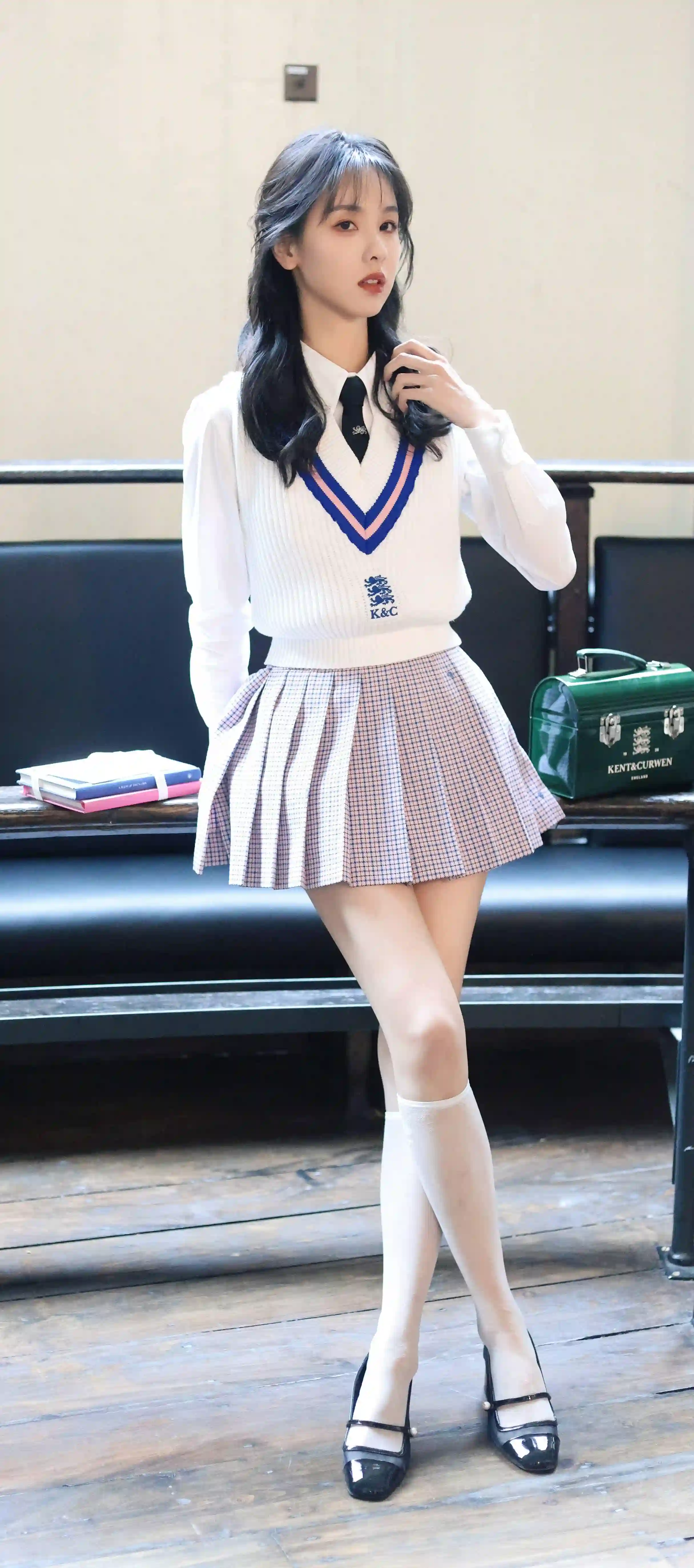 jk 长发美女 白色衣服 jk长裙 明星 陈都灵 - 8