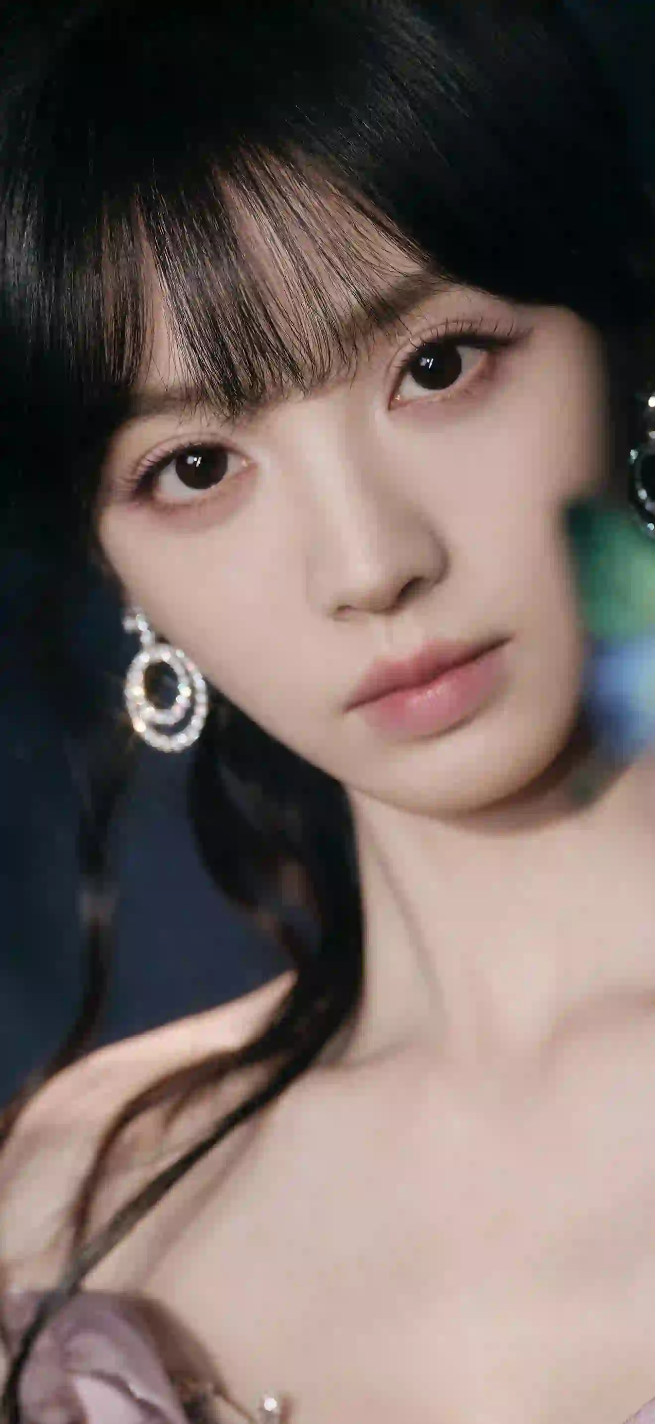 田曦薇 长发美女 耳坠 性感美女