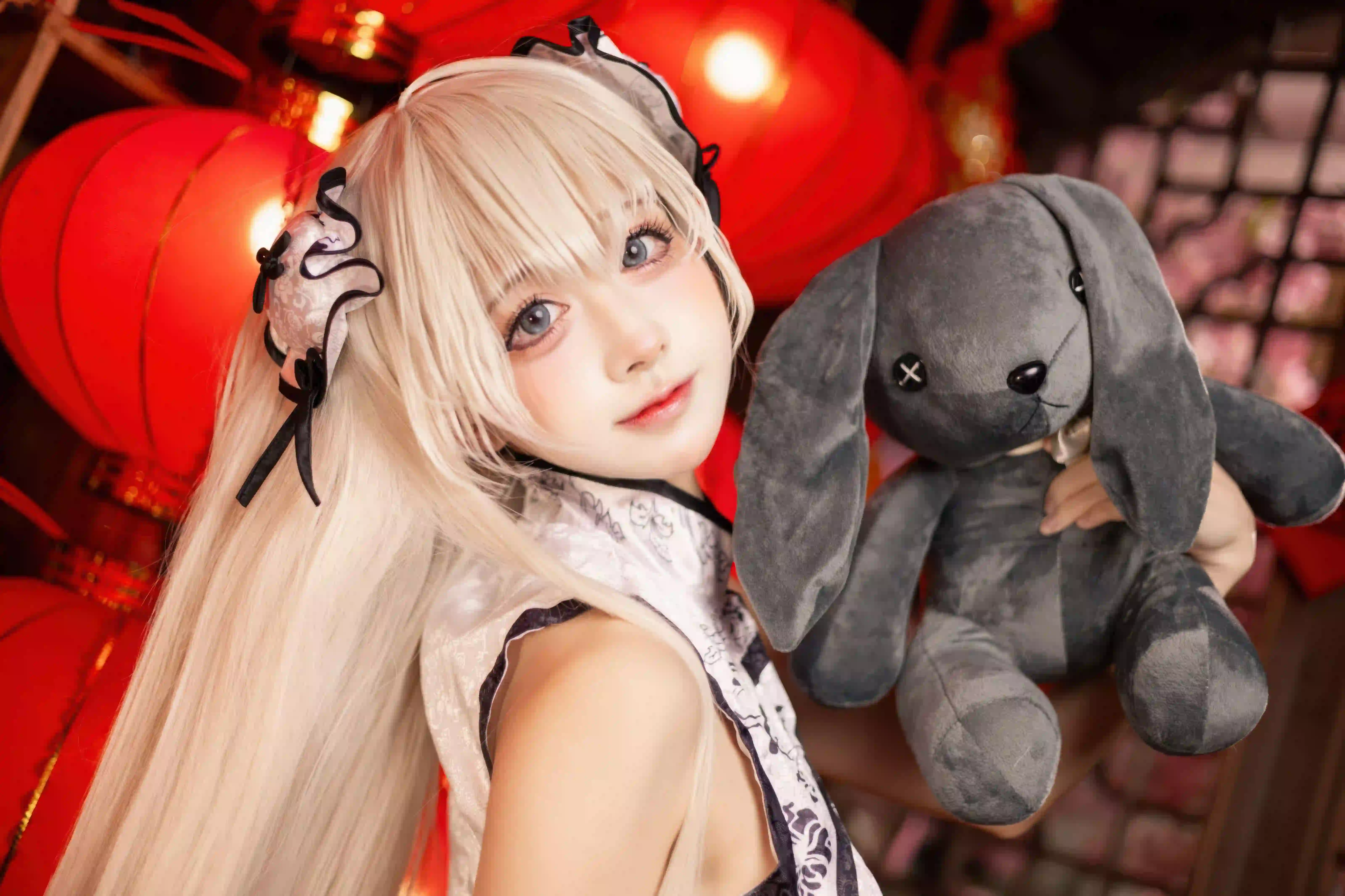 可爱玩偶 长发美女 白色长发 coser 红色灯笼