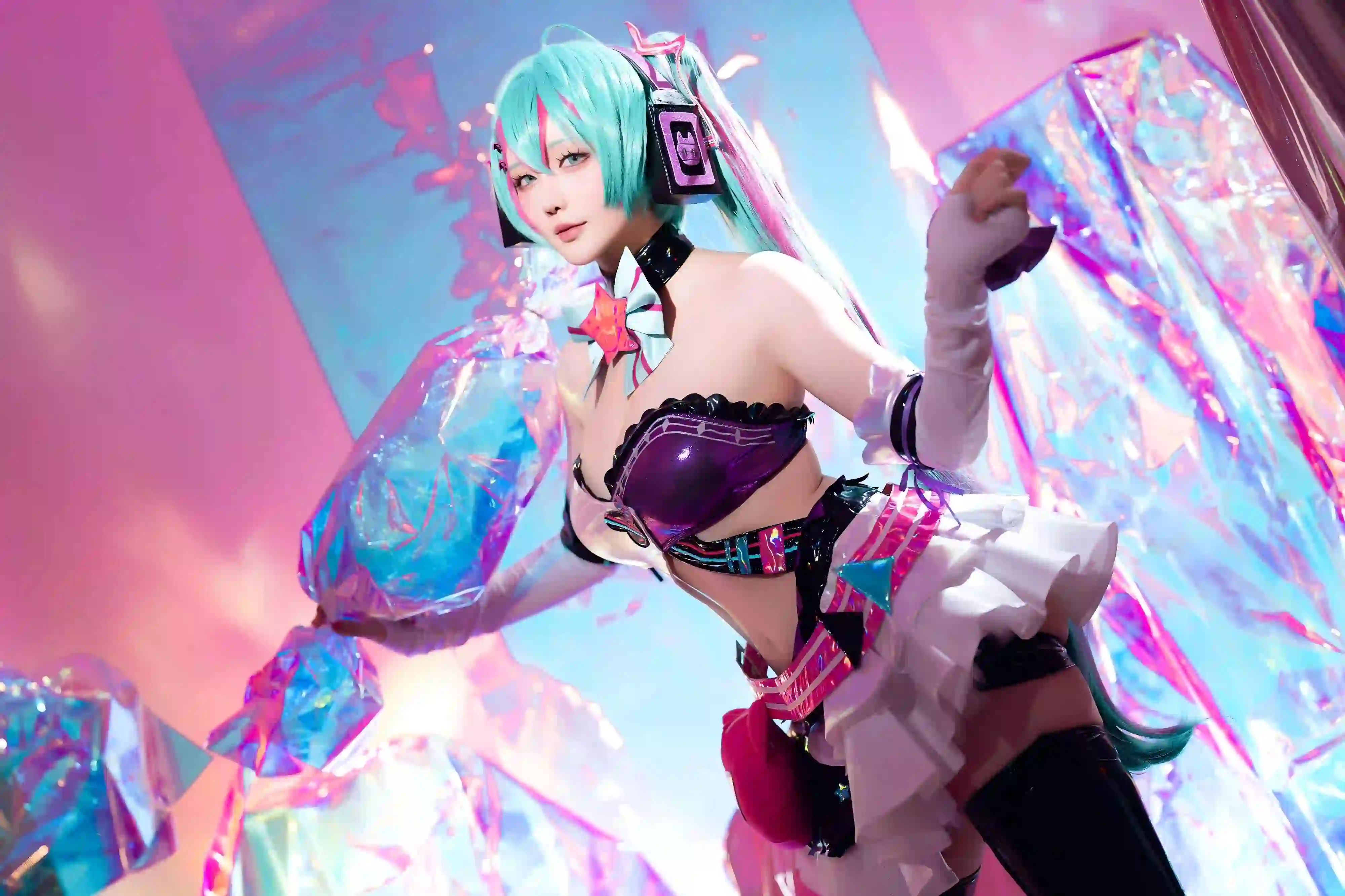 初音未来 炫彩背景 蓝色头发