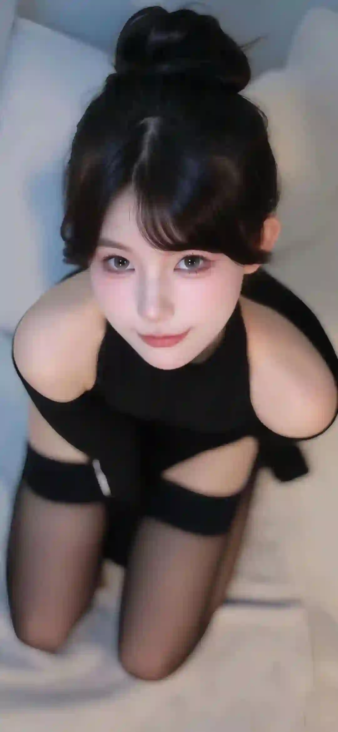 长发美女 美女 性感黑丝 黑色丝袜 居家写真 性感