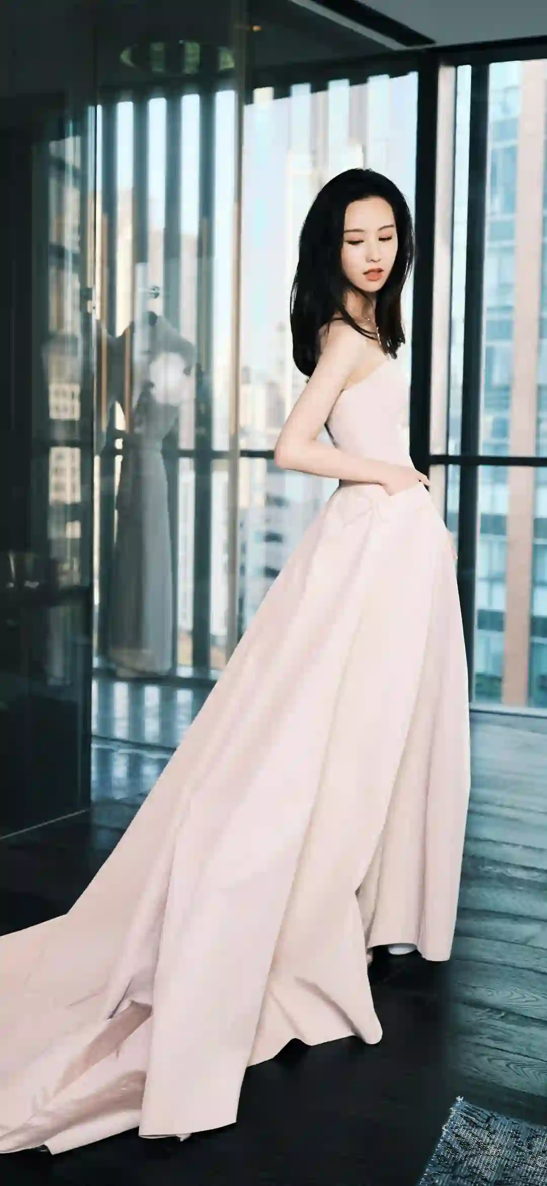 时尚美女 白色长裙美女 陈都灵 