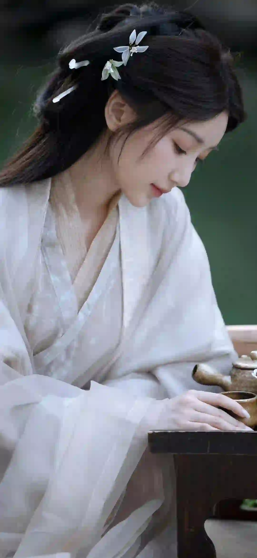 汉服古风美女 白色汉服 喝茶 户外写真 优雅