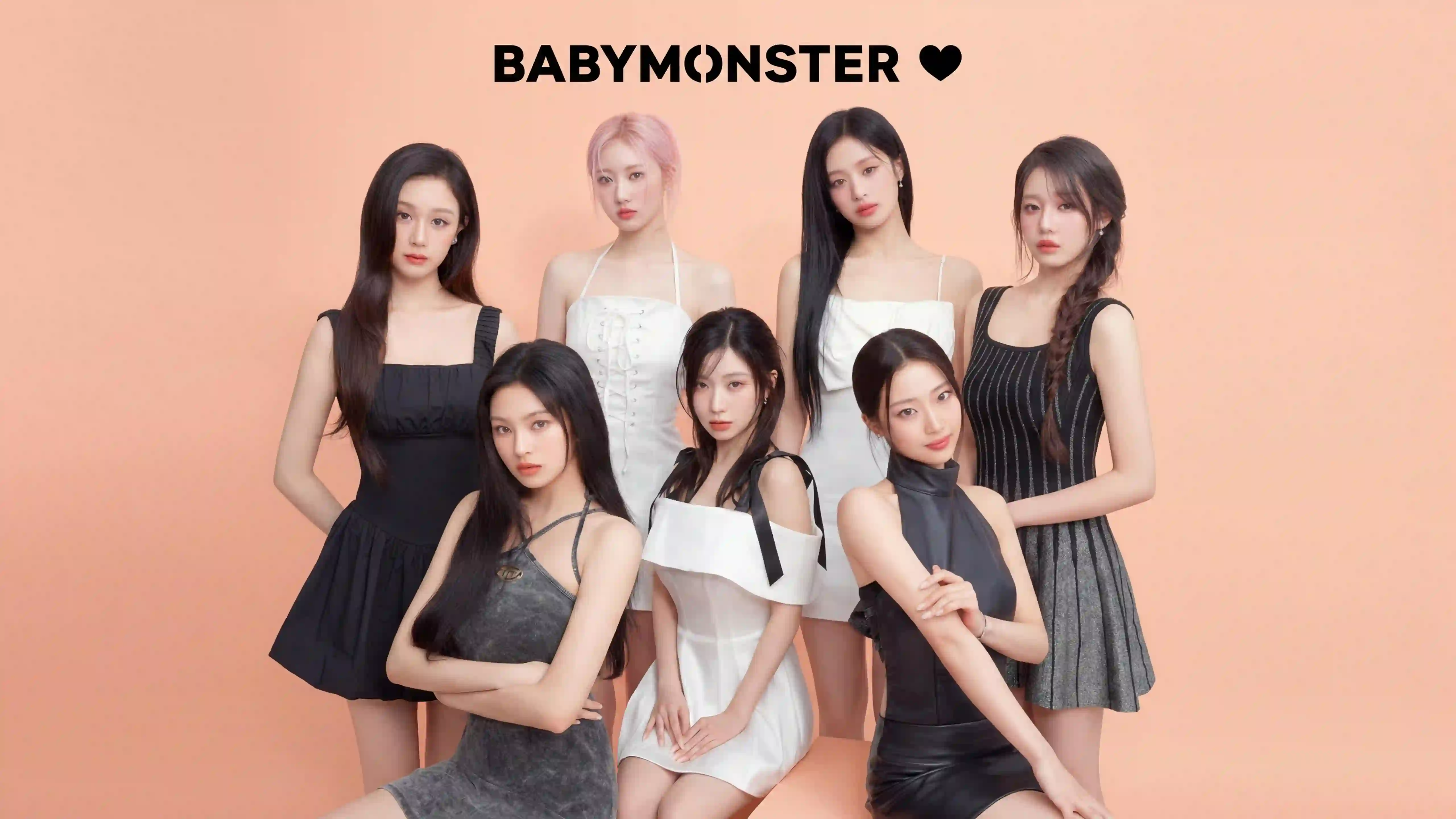BABYMONSTER 女团 合照 时尚穿搭 简约背景 美女团体