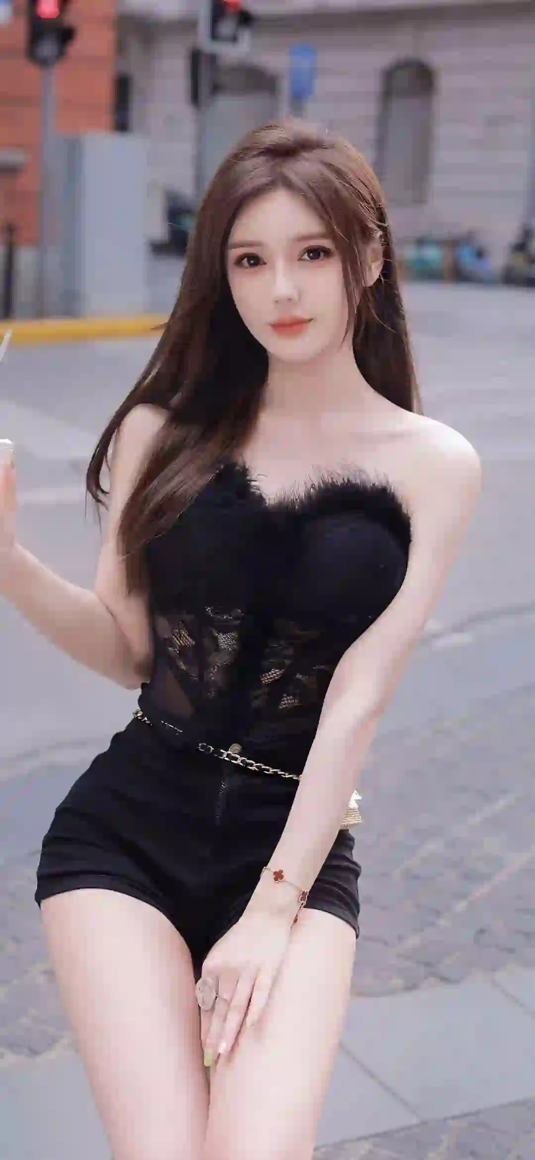 长发性感美女 户外 街拍