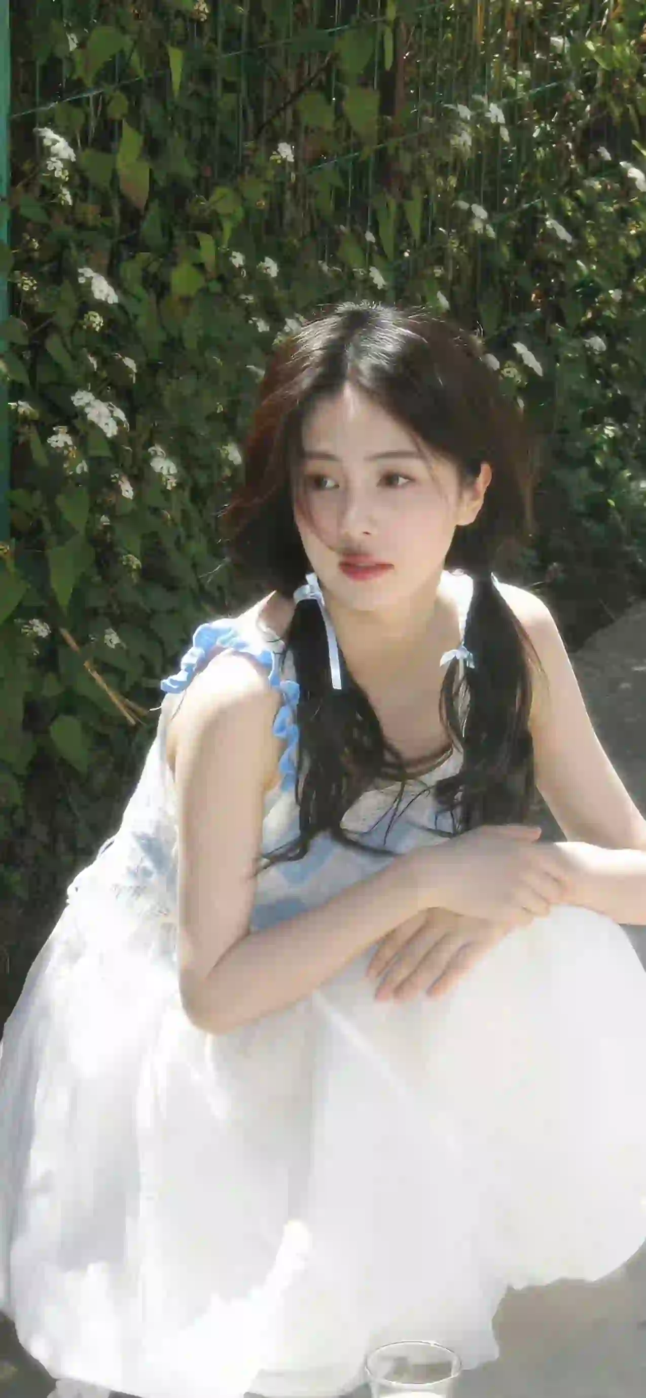 双马尾女孩 明星 白鹿 白色长裙 清纯