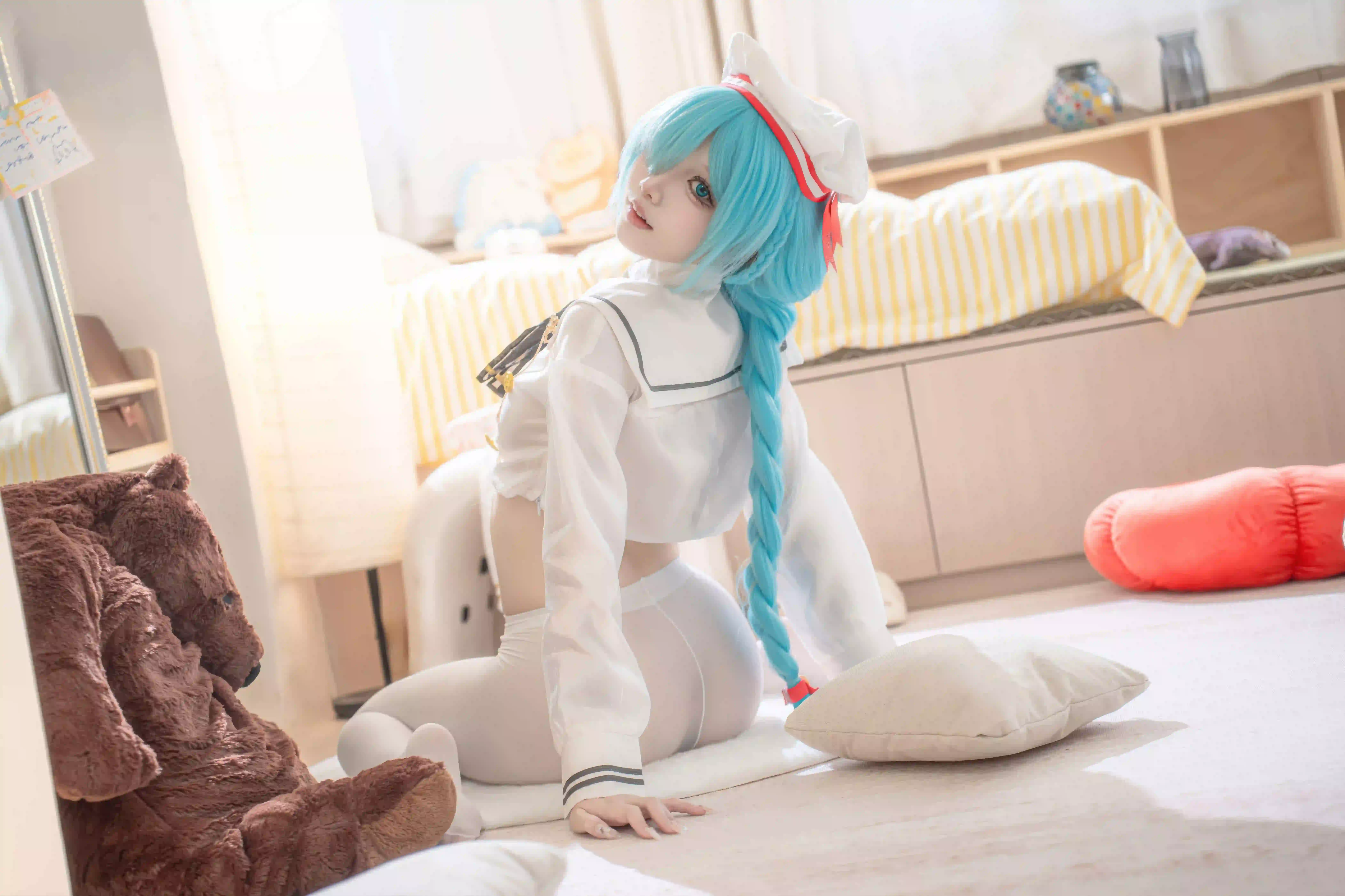 蓝色头发  性感美女 居家写真 丝袜美腿