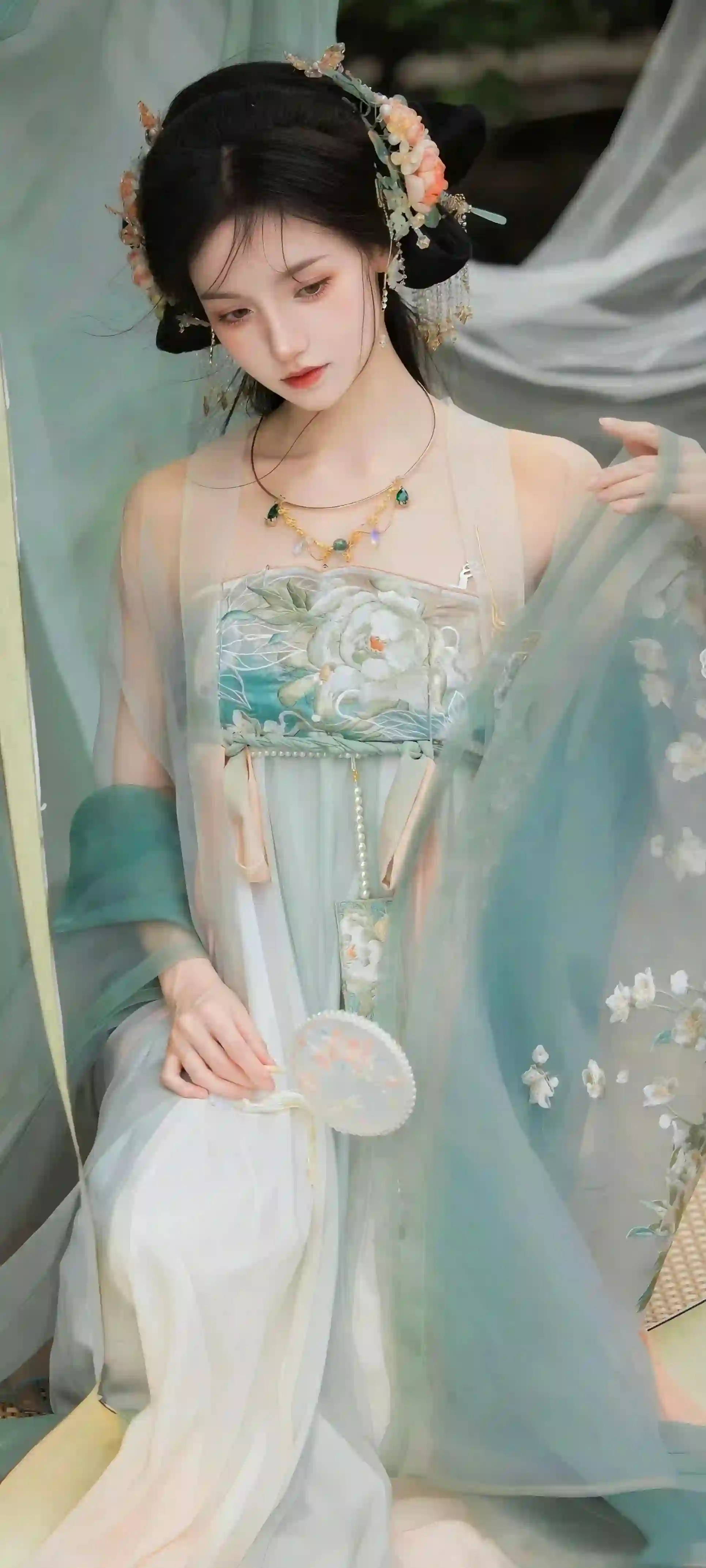 汉服古风女孩