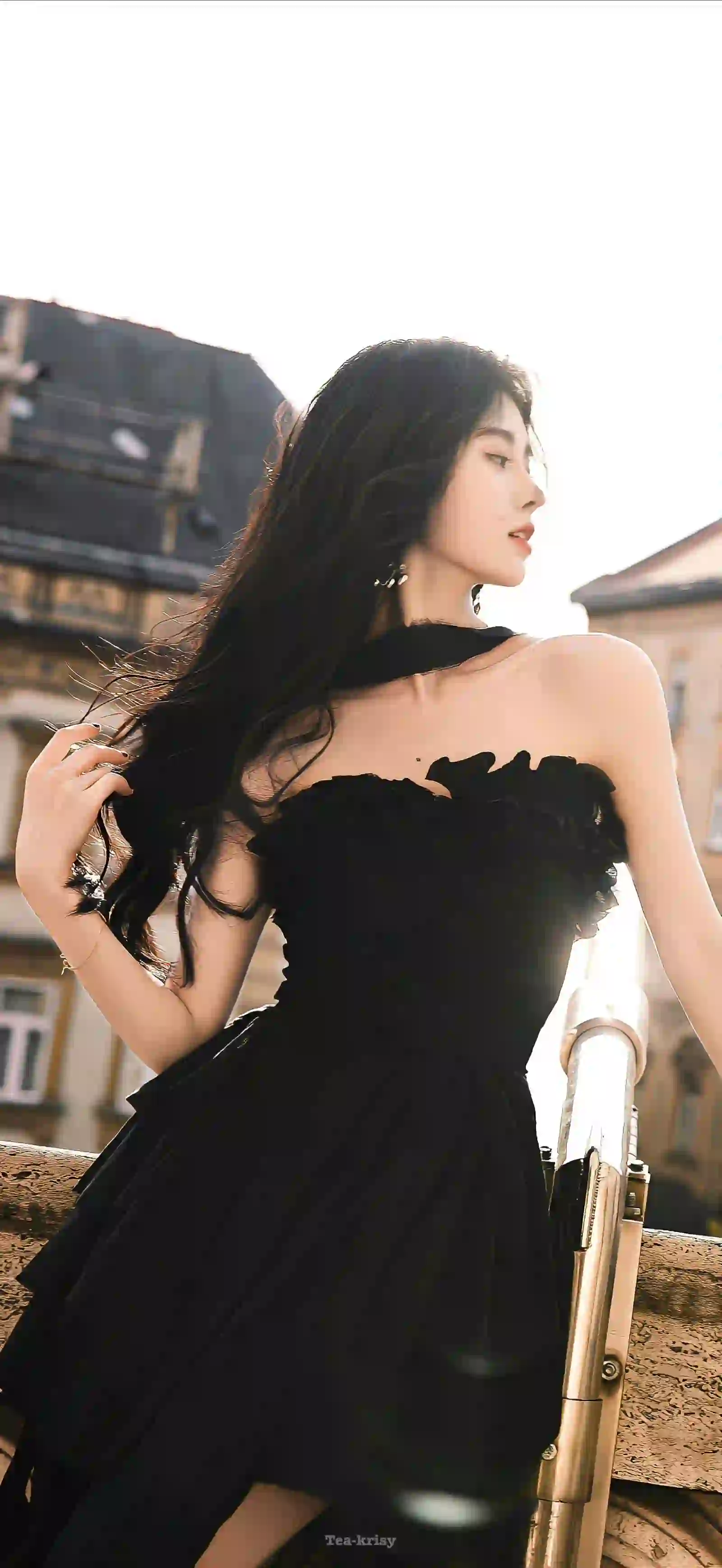 长发美女 黑色长裙 性感美女 鞠婧祎 户外写真