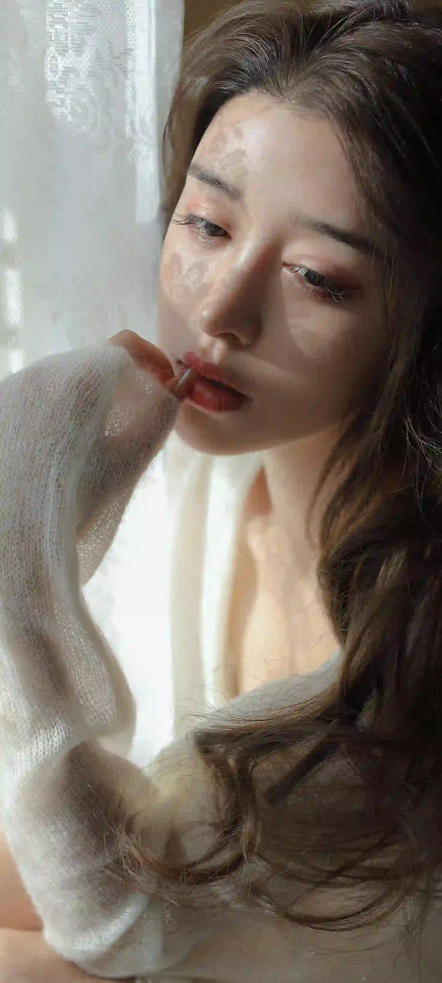 长发清纯美女 居家写真 白色衣服