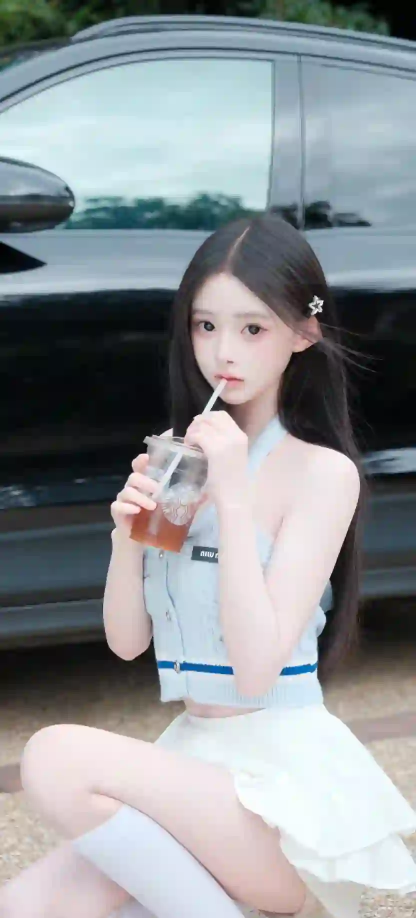 清纯少女 长发女孩 星巴克咖啡 韩系穿搭 夏日写真 白色短裙 人像摄影