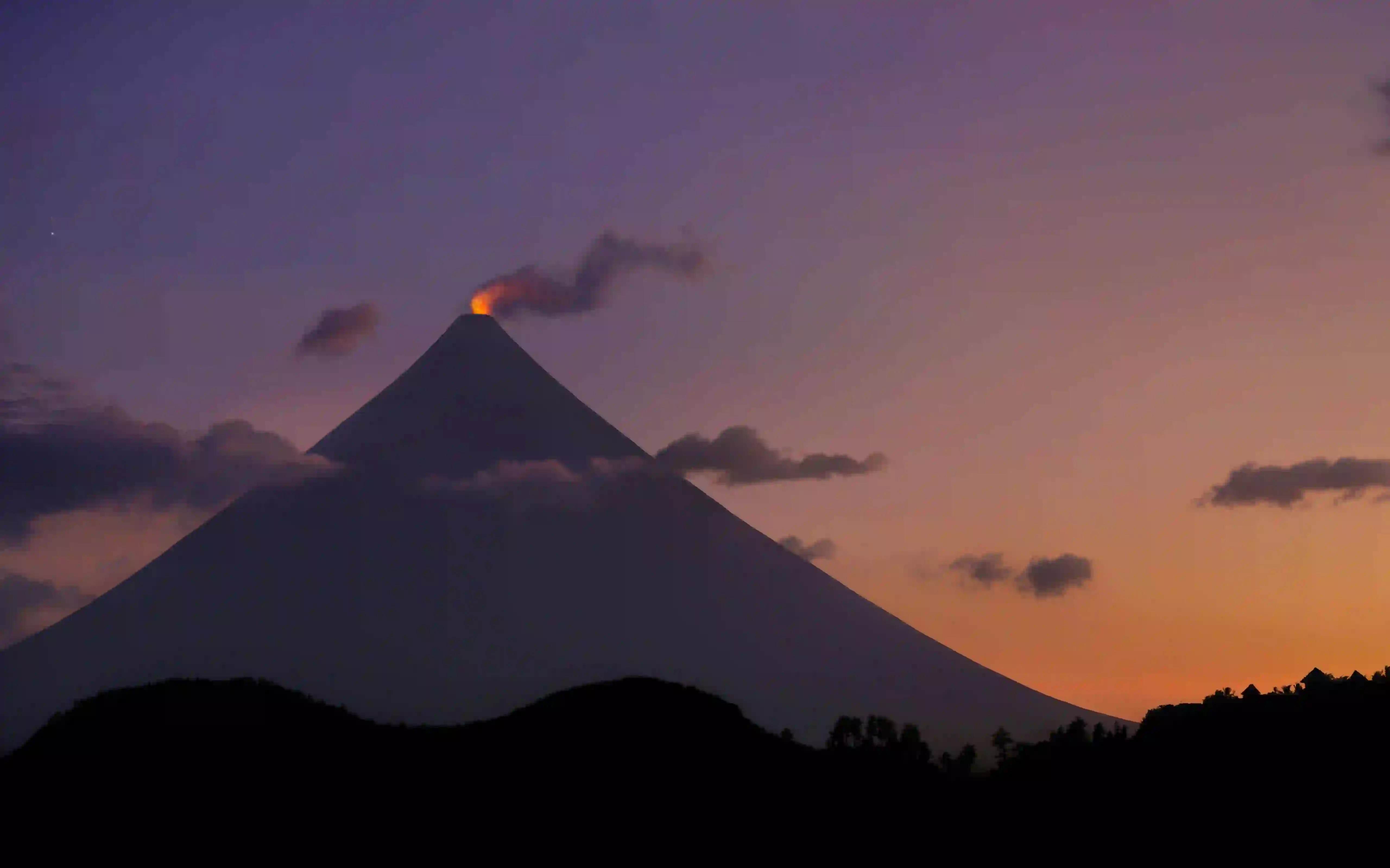 风景壁纸 云 山 夕阳 树木 火山