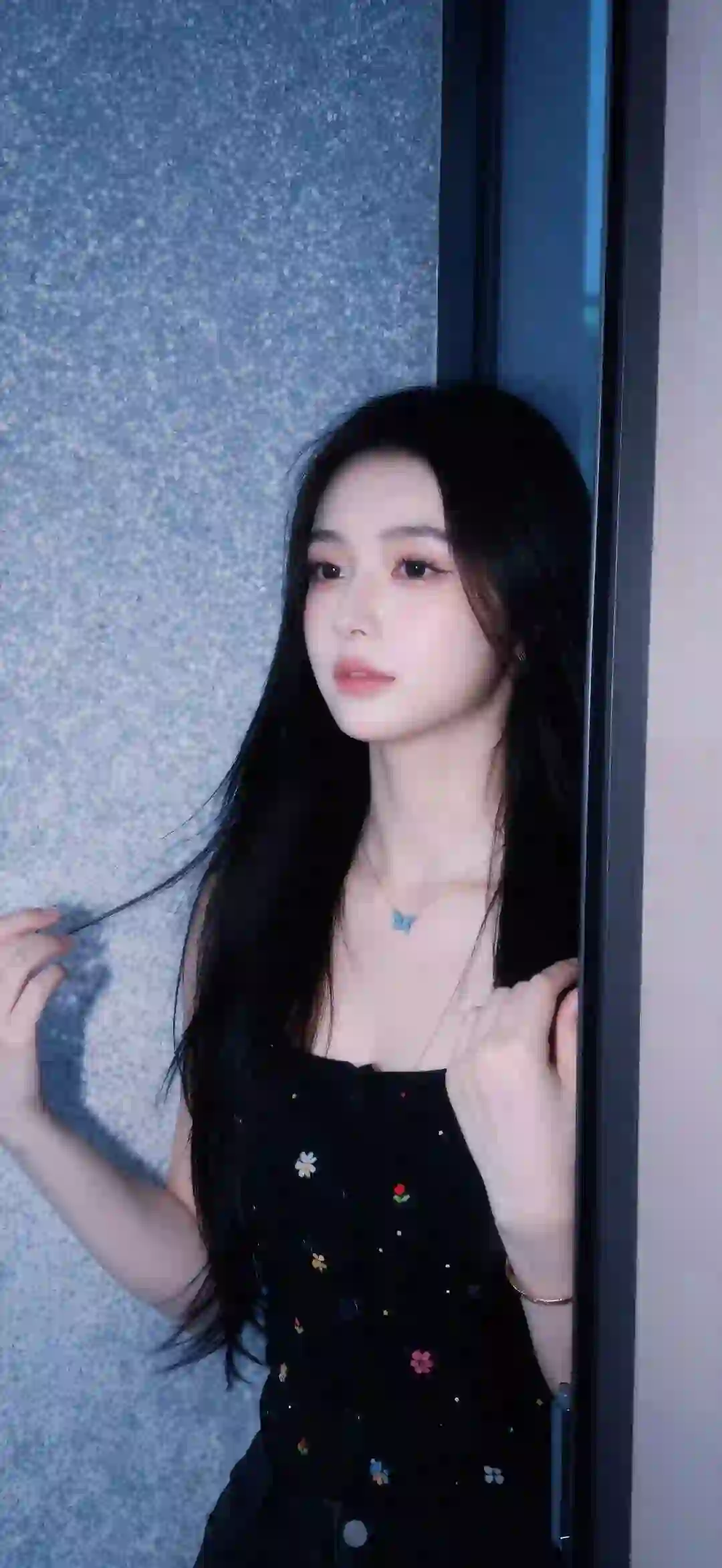 清纯美女 长发美女 黑色裙子