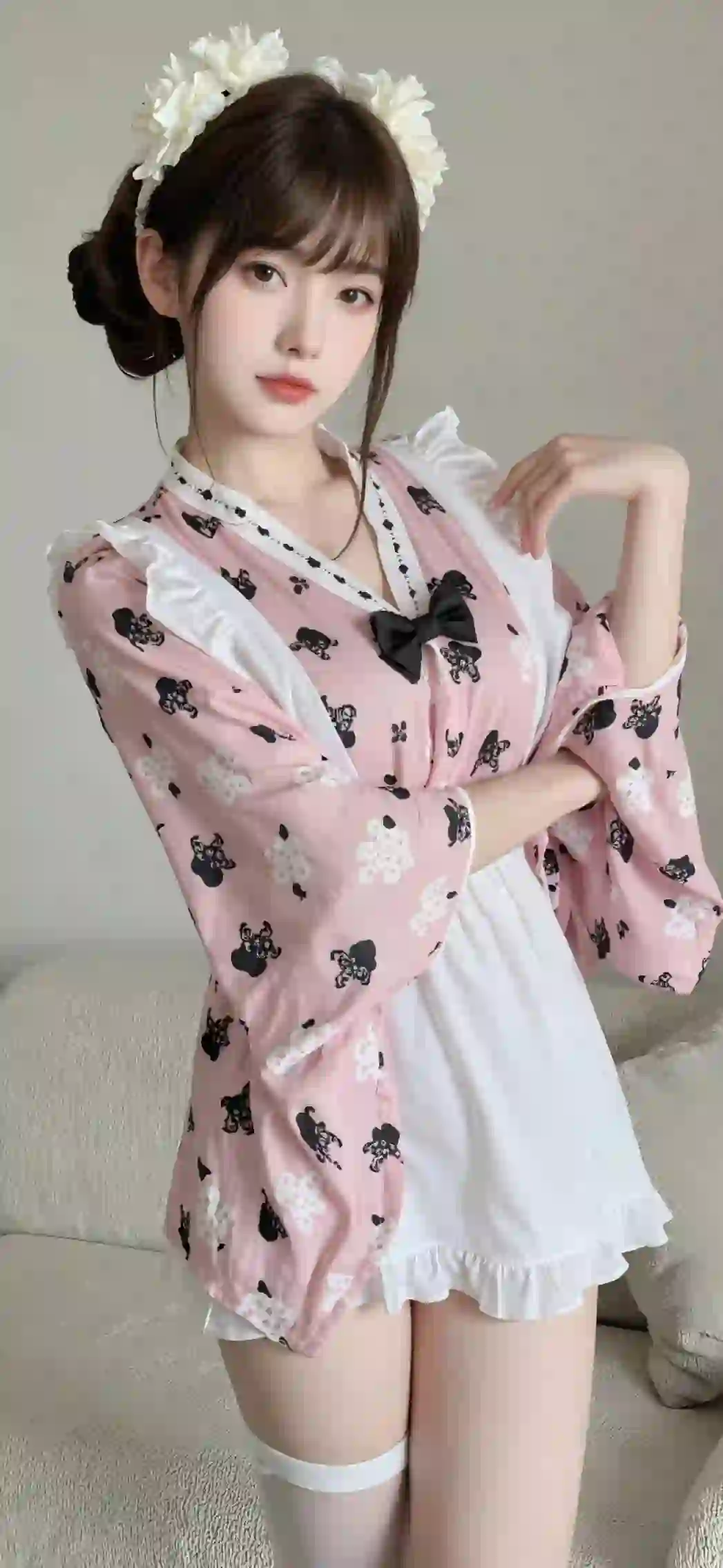 美女 长发美女 丝袜 粉红色衣服 白色衣服 女仆 可爱