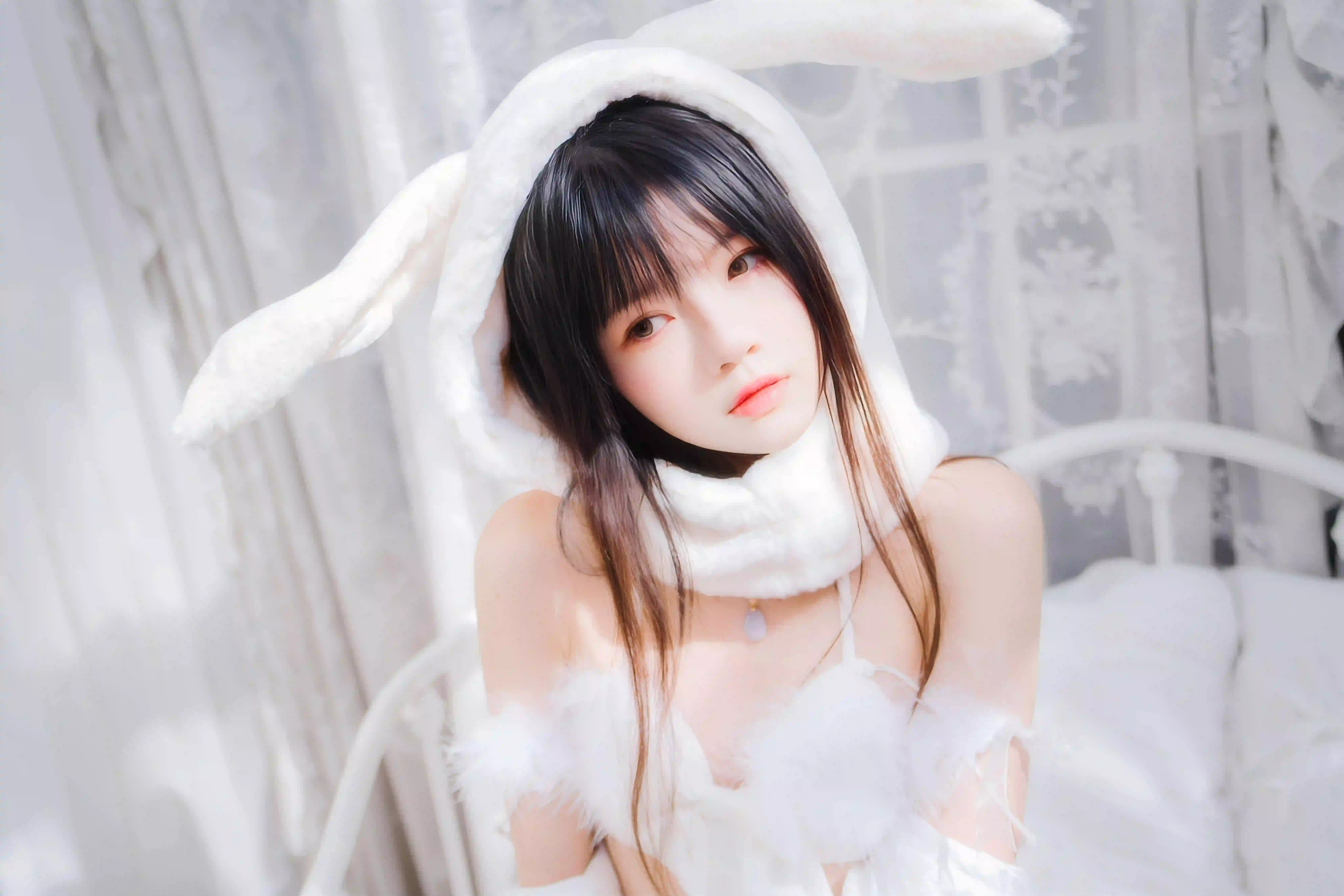 长发美女 清纯 可爱 纯欲 白色衣服 居家