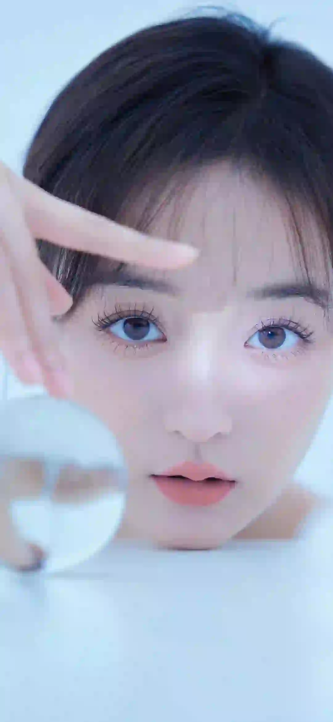 水晶球 可爱清纯美女 特写