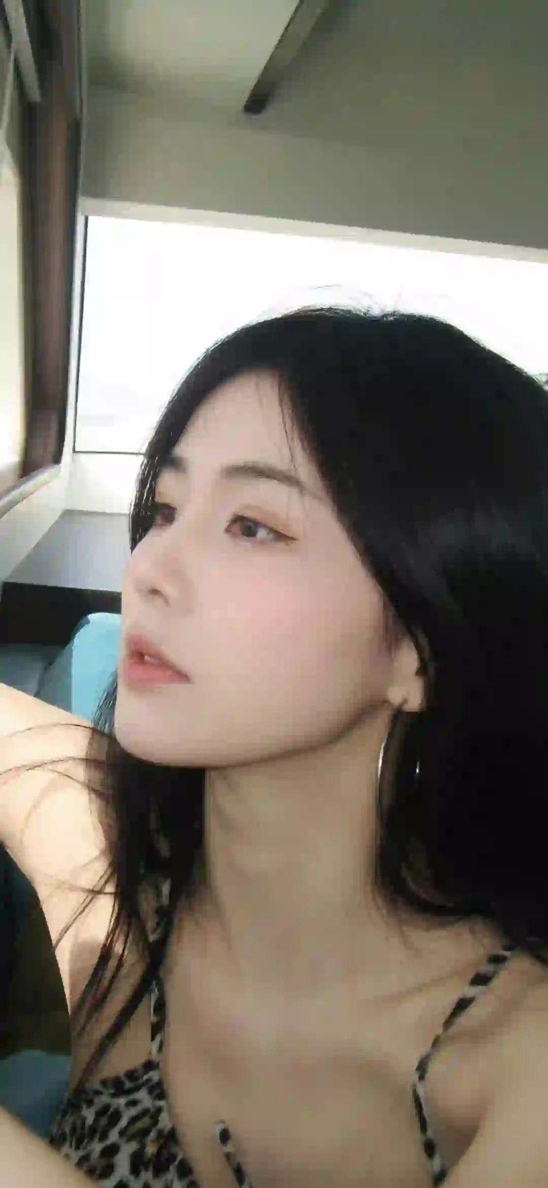 吊带美女 性感美女 