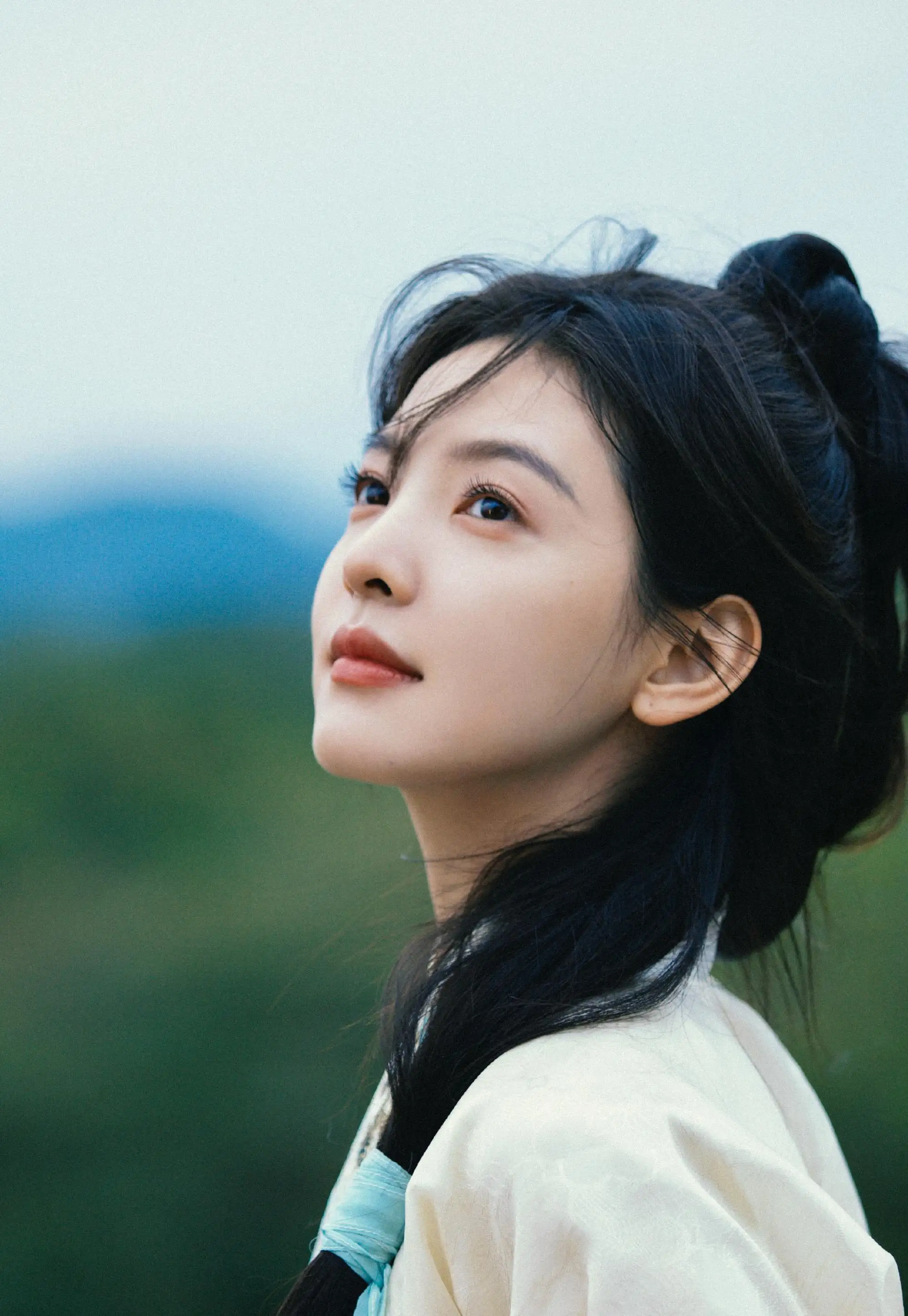 侧脸 古风美女 长发美女 汉服古风 章若楠