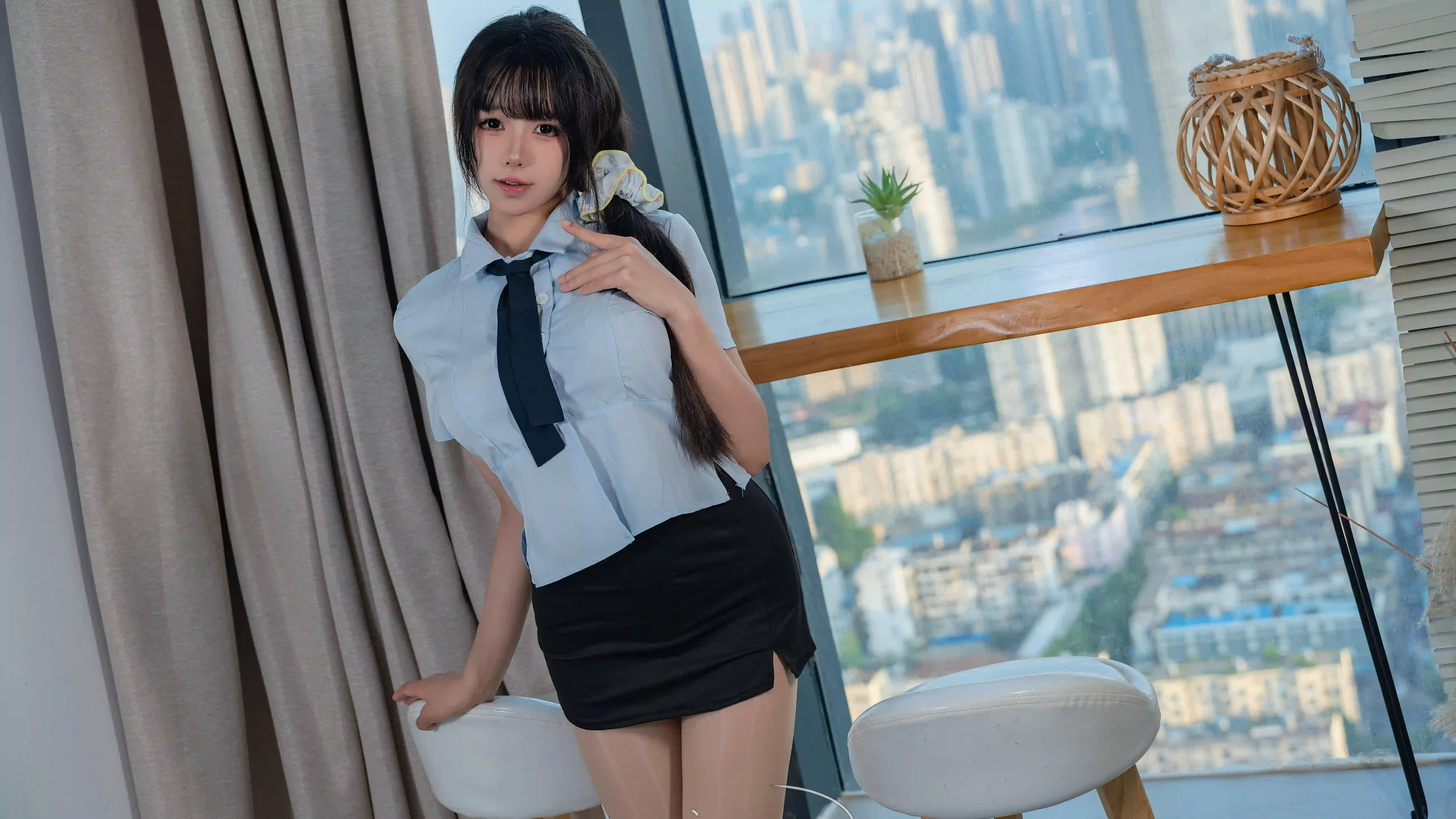 制服穿搭 职业穿搭 长发美女 丝袜 透明丝袜 蓝色衬衫