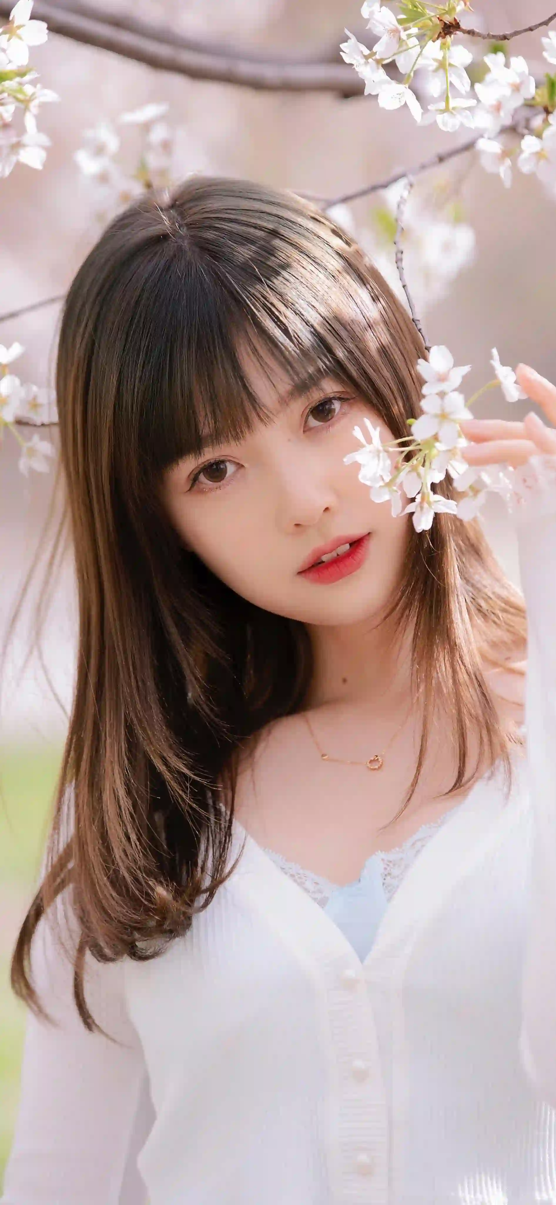 可爱长发女孩