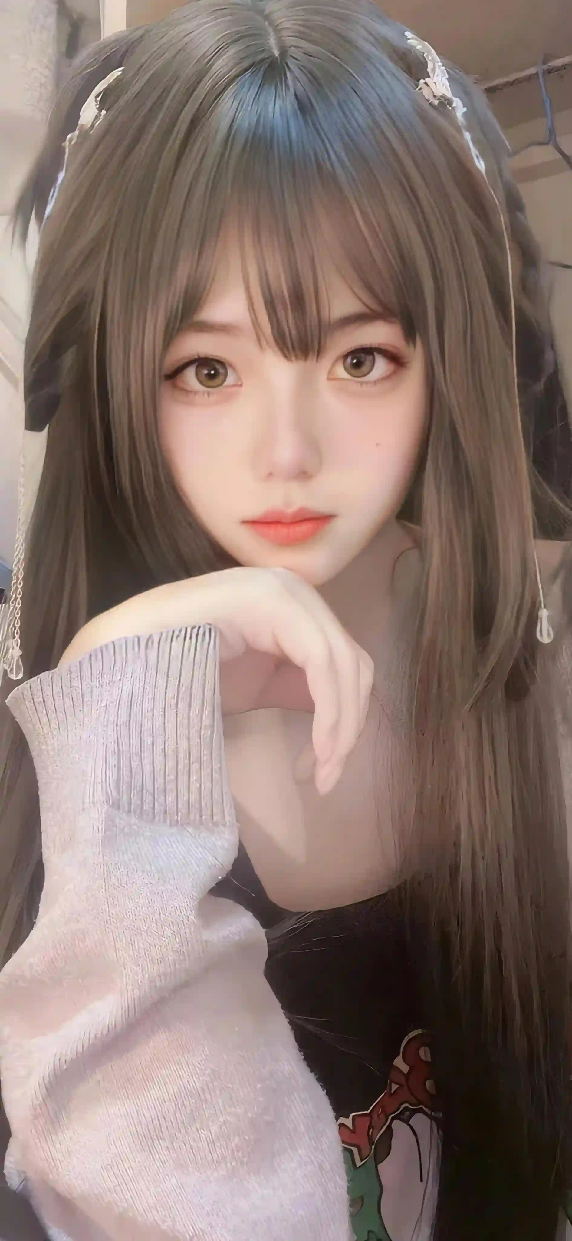 长发美女  居家