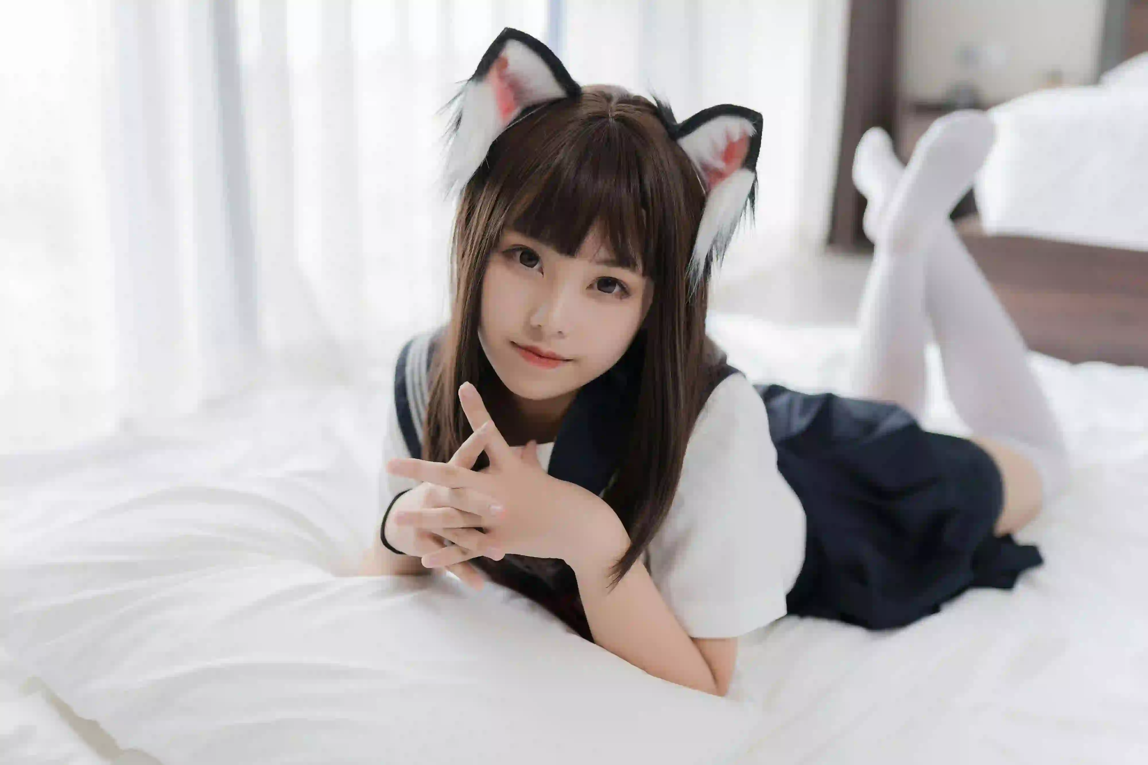 jk少女 居家写真 白色丝袜 可爱 长腿美女