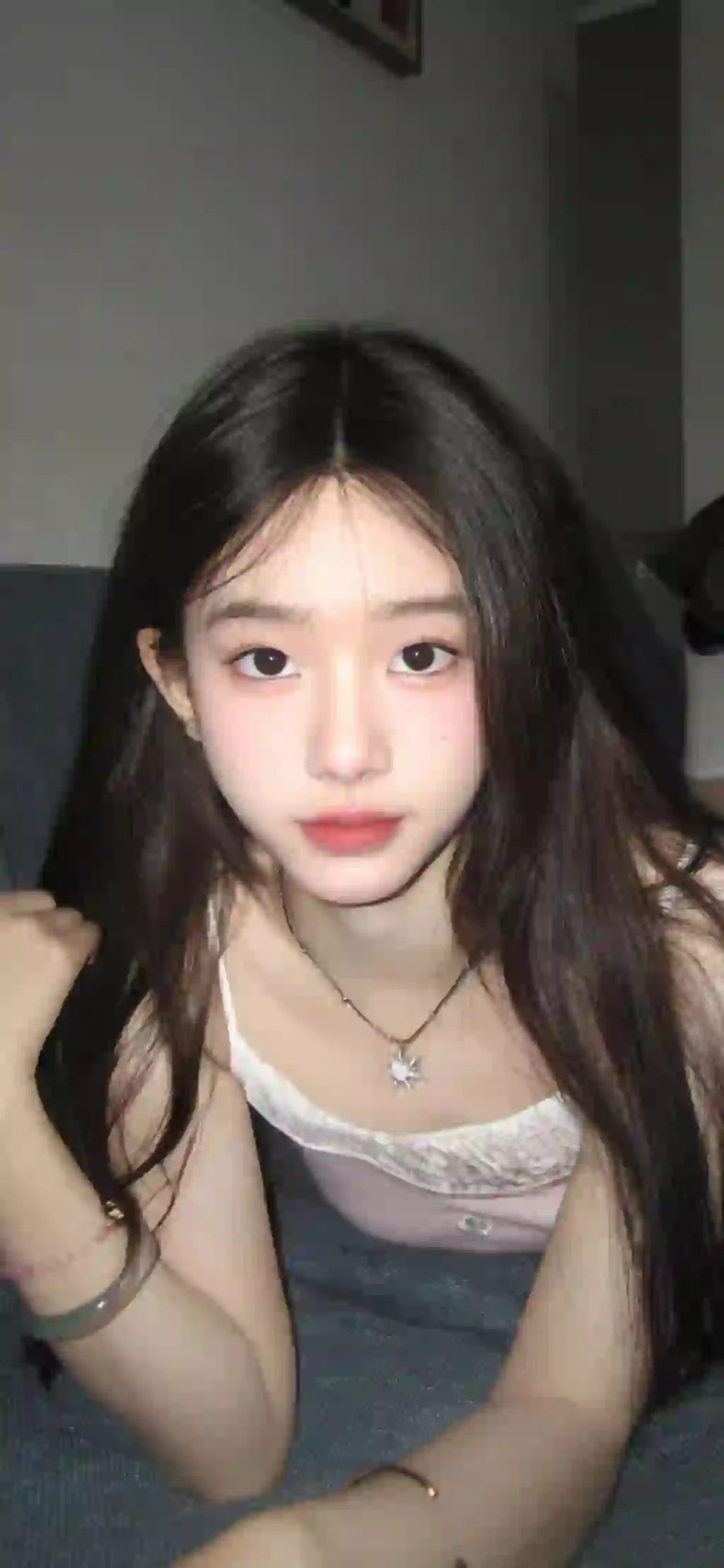 长发美女 可爱 性感美女 居家写真