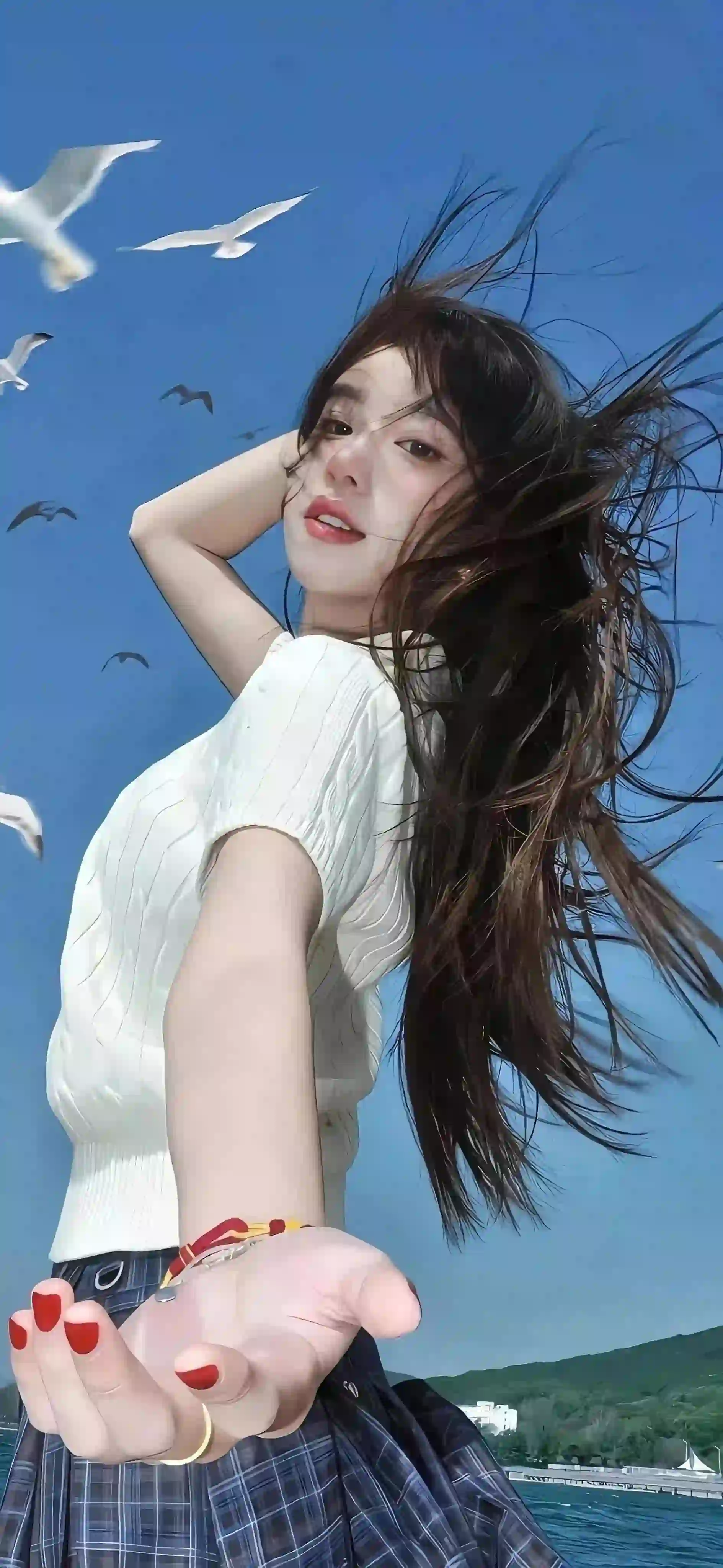海鸥 长发 白色衣服 户外