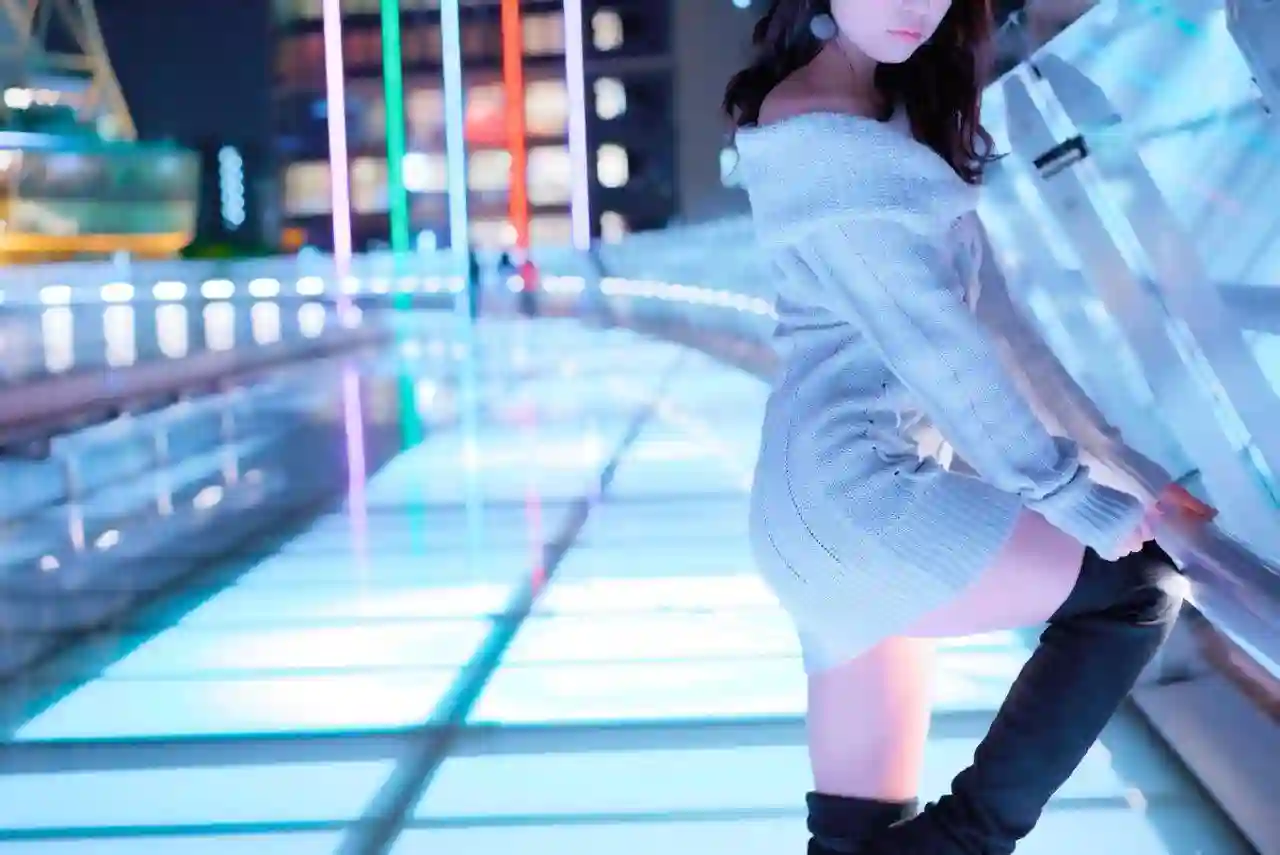 长腿女孩 美腿 丝袜 光 