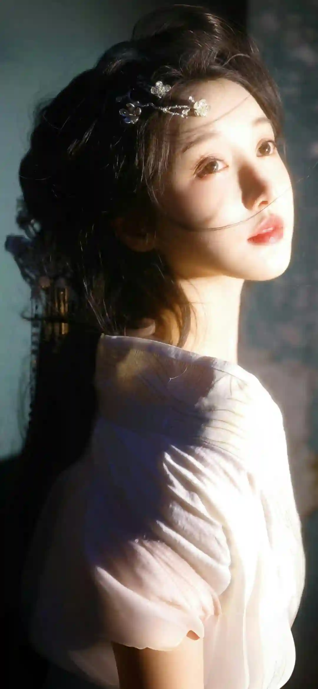唯美 长发美女 古风 汉服 古典美女 阳光