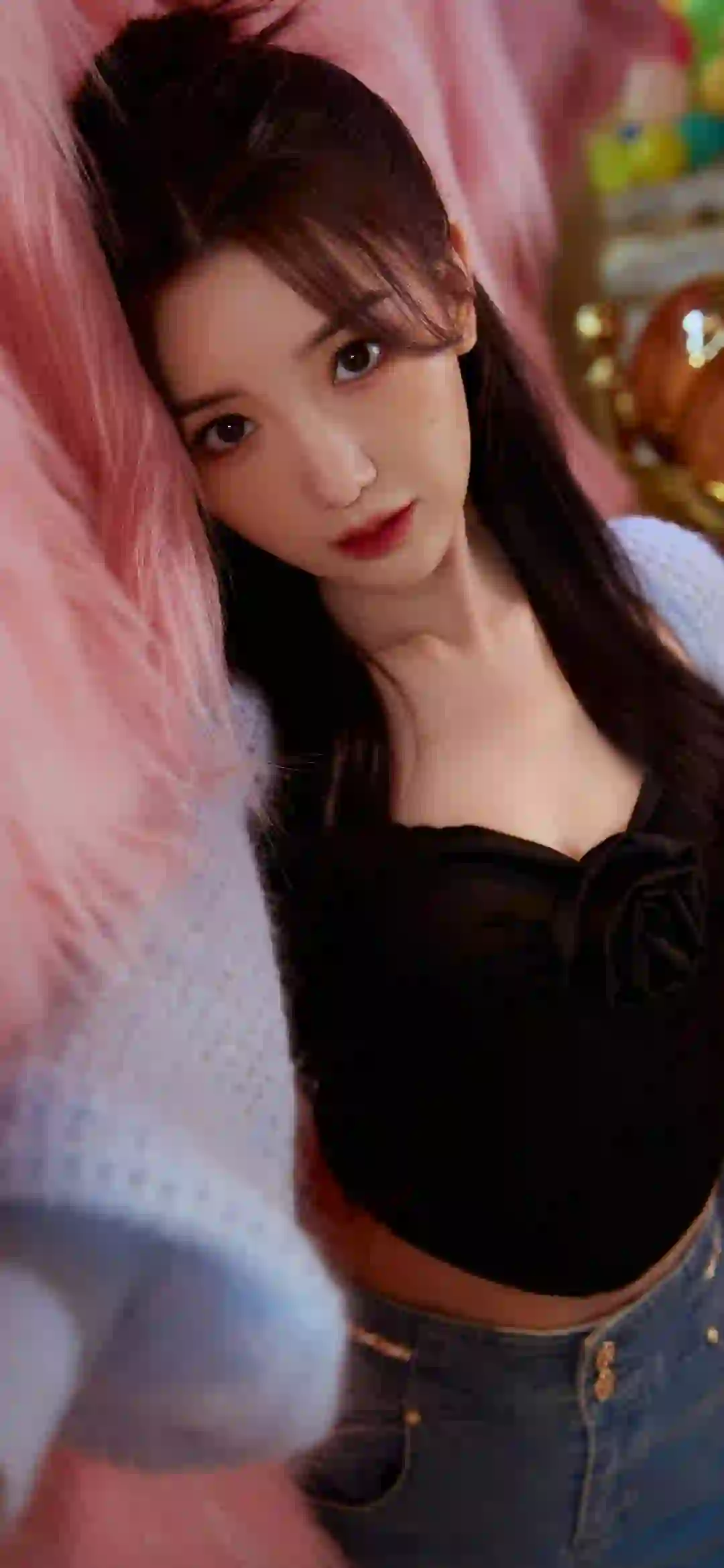 毛晓彤 居家写真 性感美女 长发美女 牛仔穿搭