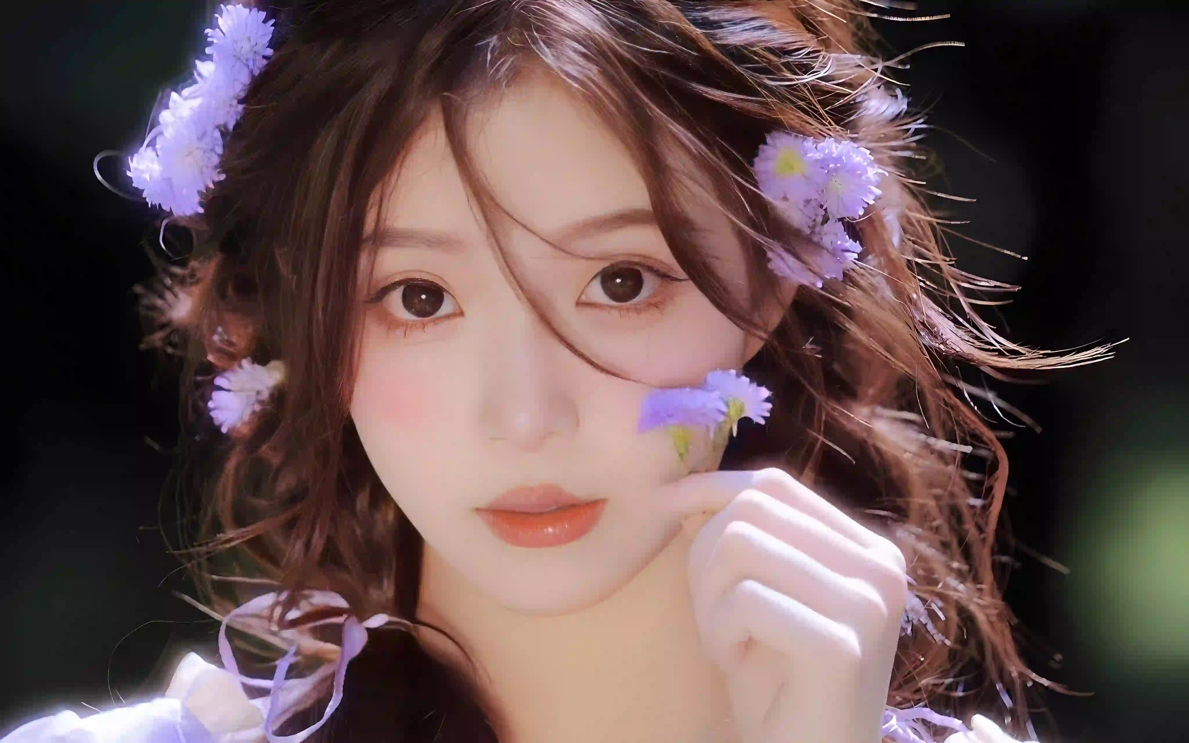 长发清纯女孩 唯美 花 紫色花朵