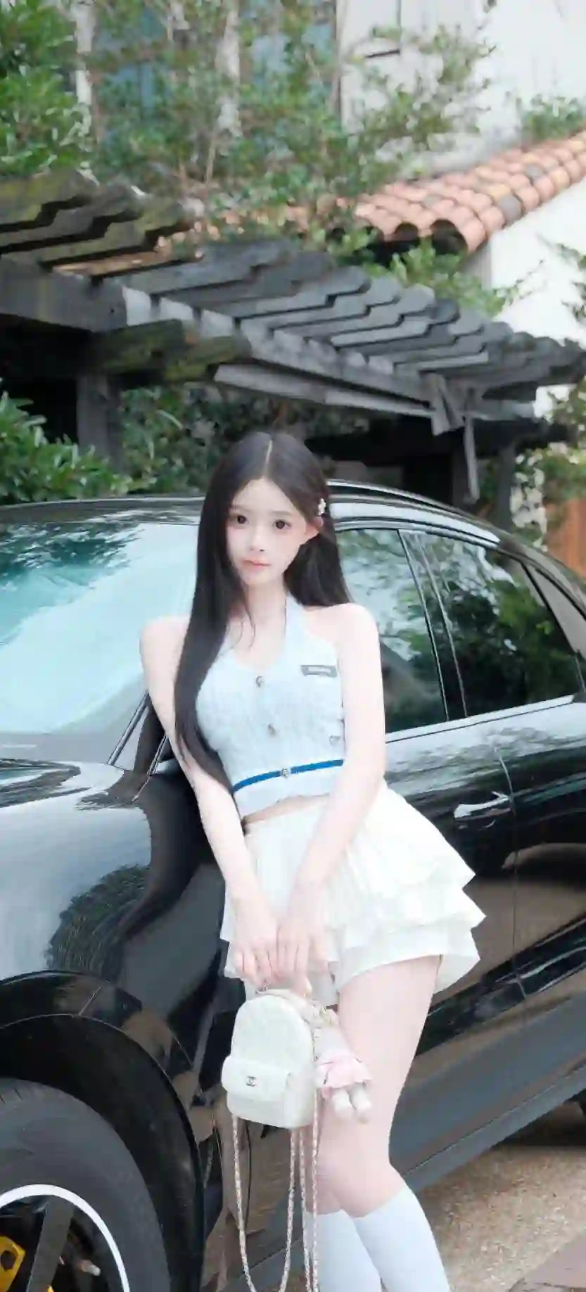 清纯美女 少女写真 时尚穿搭 户外 跑车 青春活力