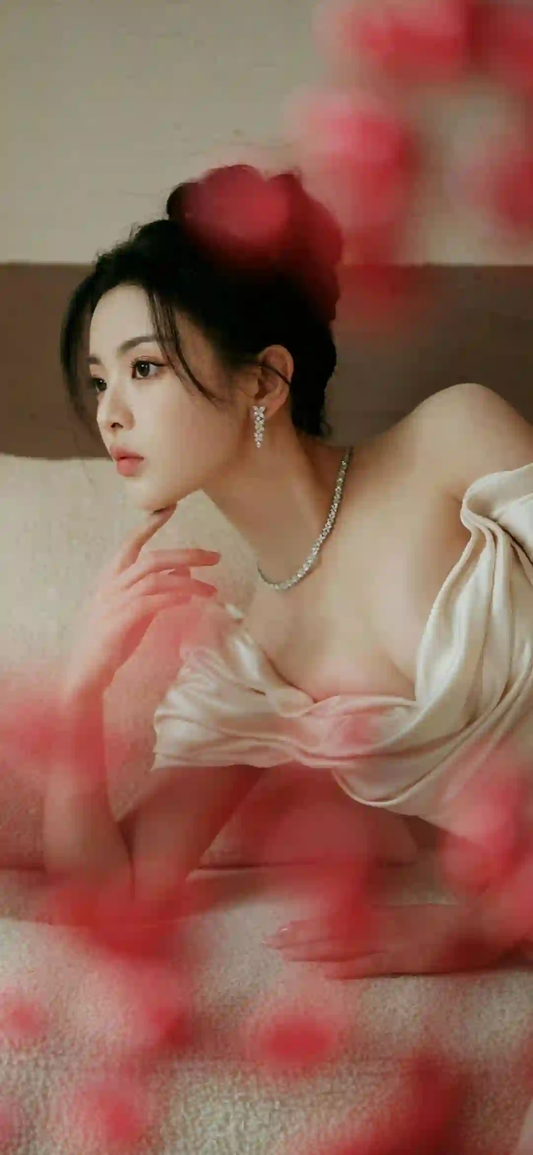 长发美女 居家写真 性感 杨超越