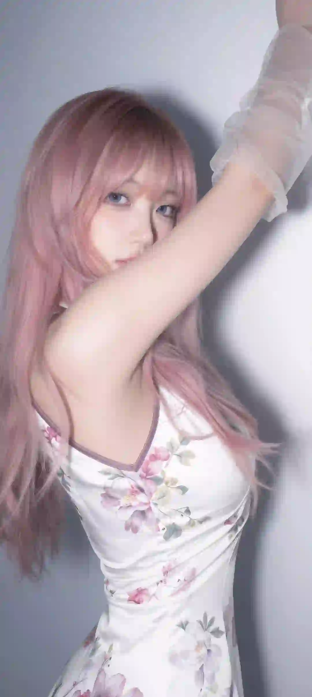 粉红色长发女孩 古风旗袍美女 