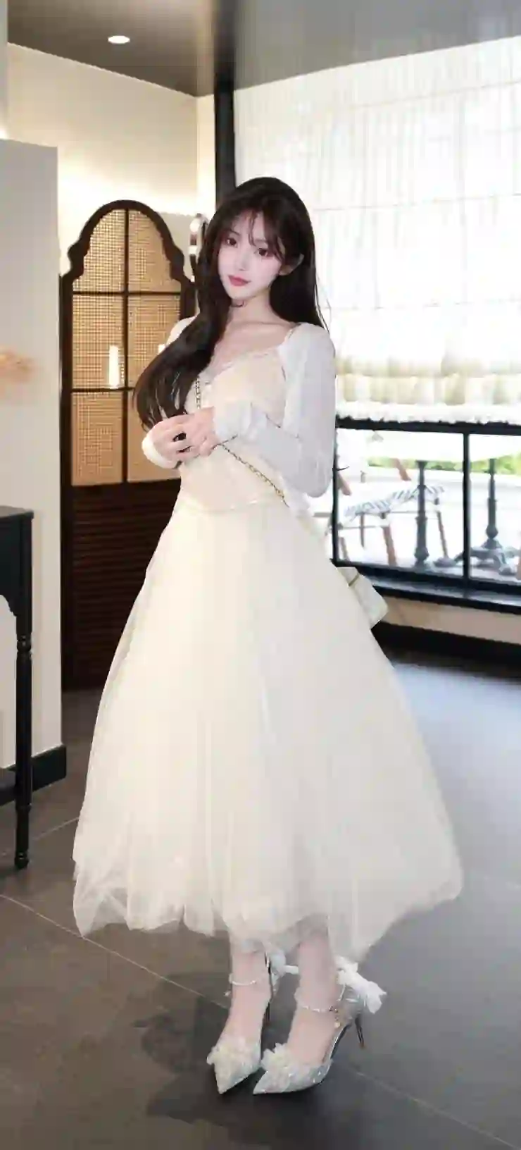 白色纱裙 长发美女 优雅写真 室内