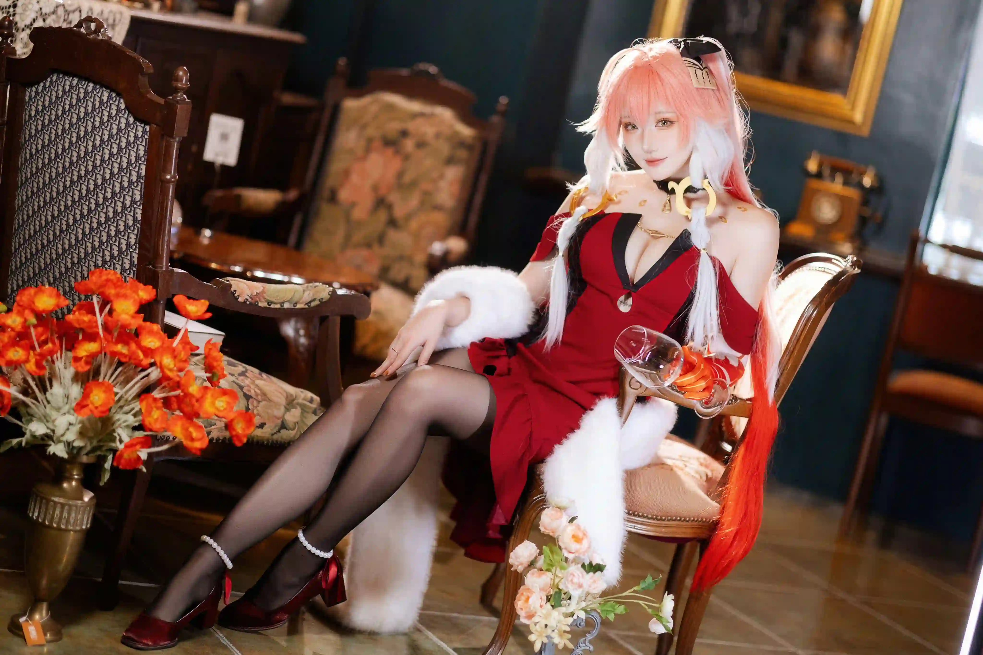 长腿丝袜美女 黑丝 Coser 狐妖小红娘 高跟鞋 红色裙子