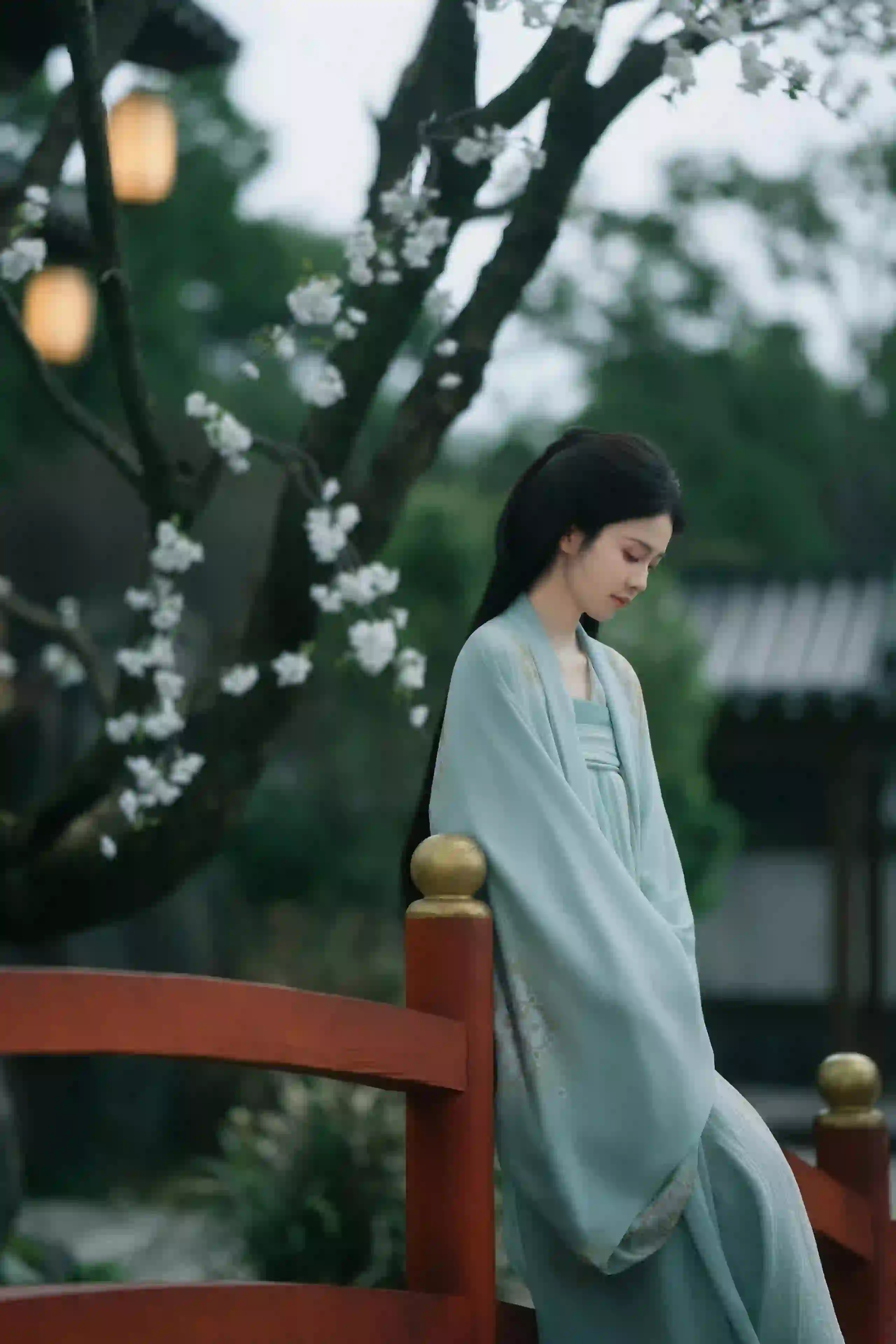 唯美古风美女 白鹿 白色花 古风 汉服