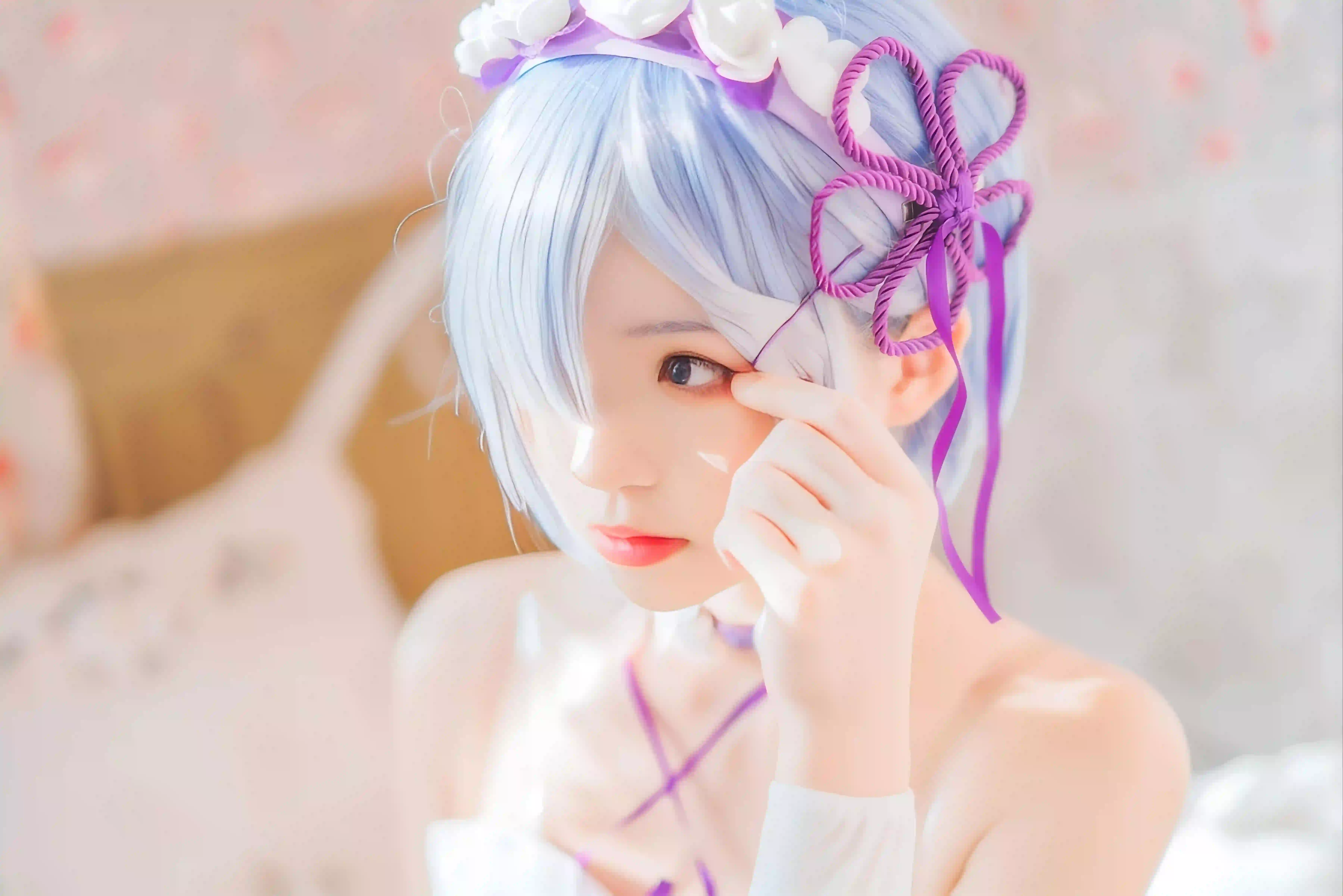 cos 美女 短发 性感 紫色 蓝色头发 侧颜