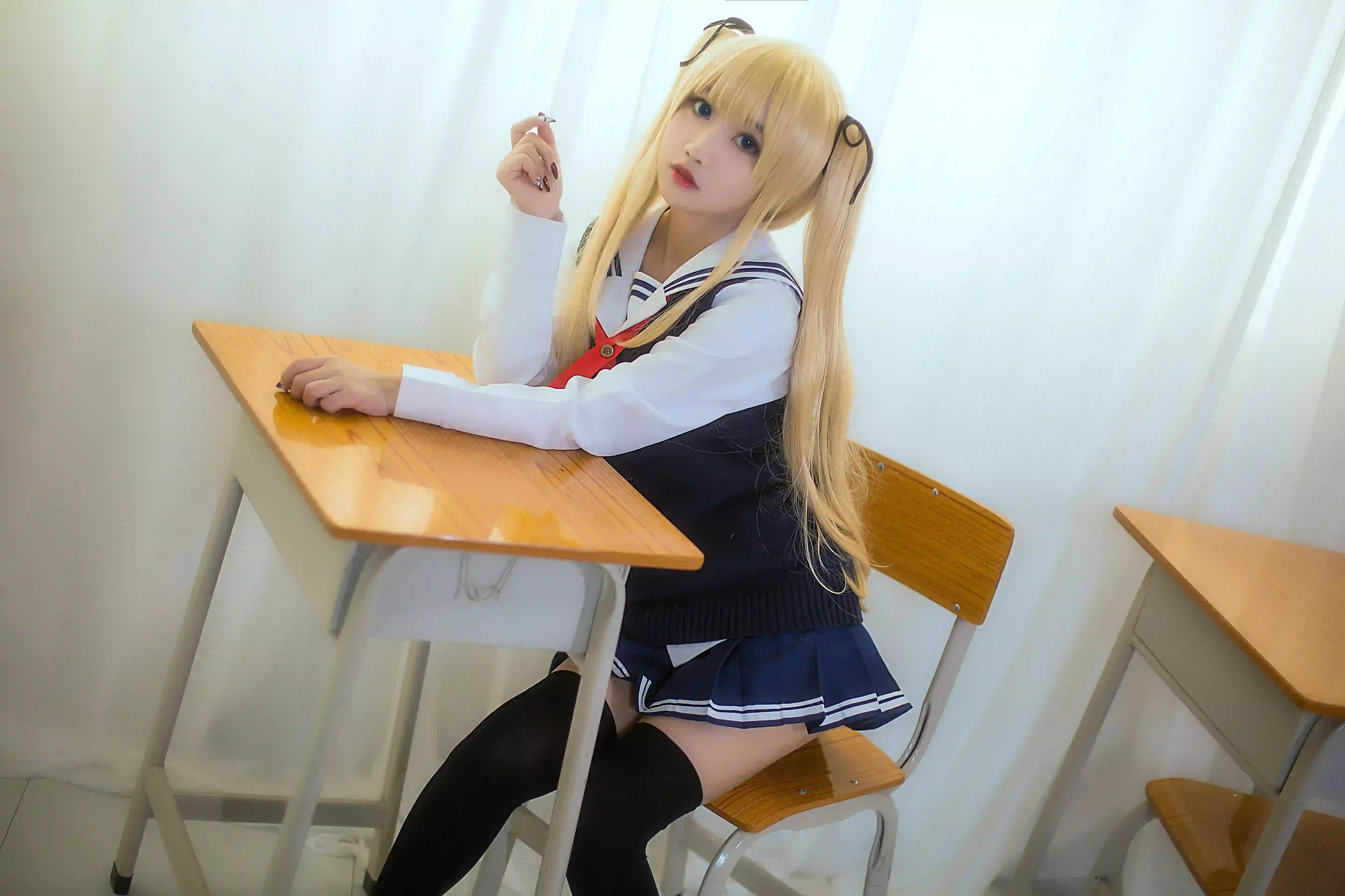 jk制服 双马尾女孩 长发美女 黑丝 教室场景