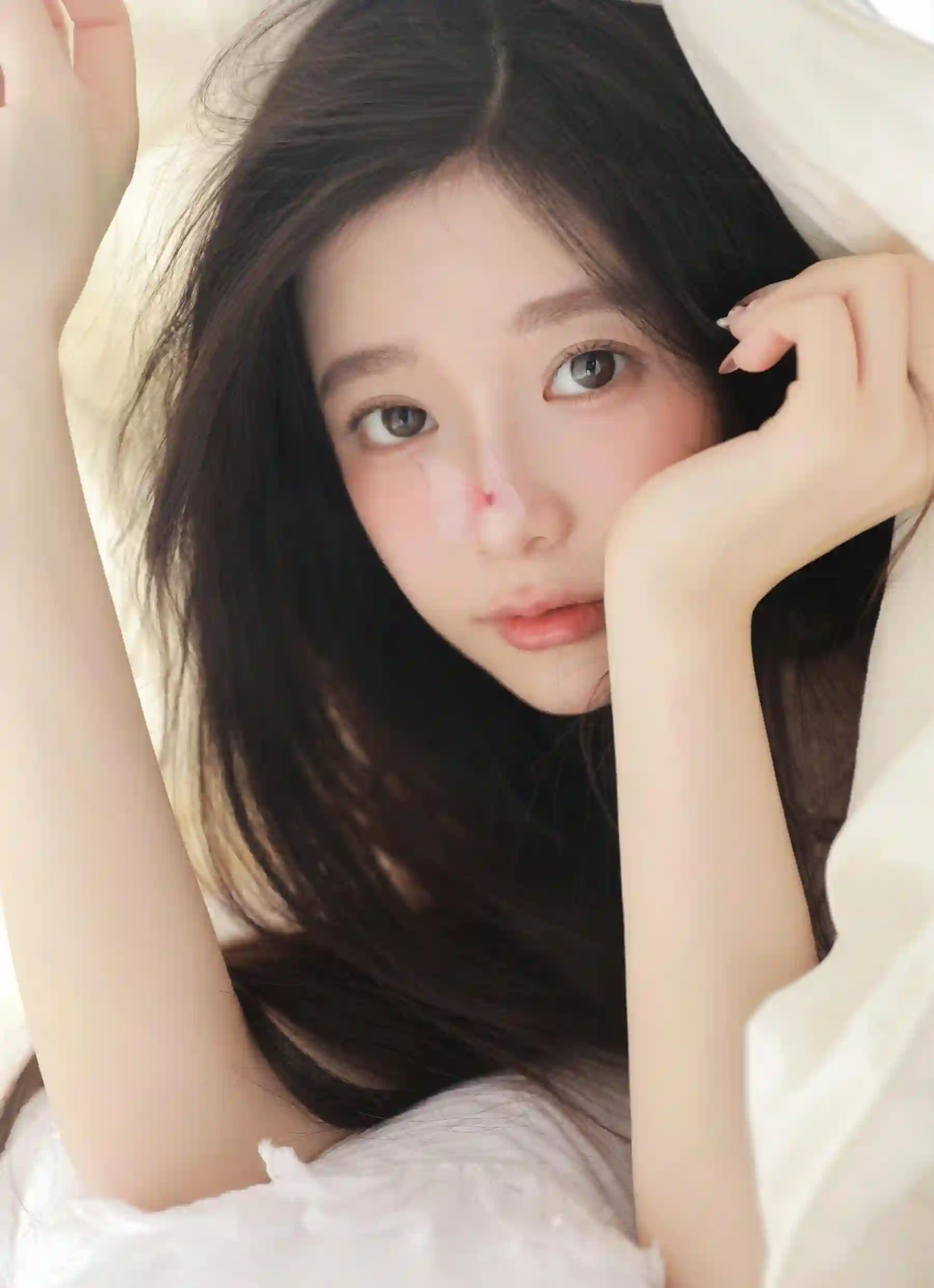 长发可爱女孩 清纯美女 白色