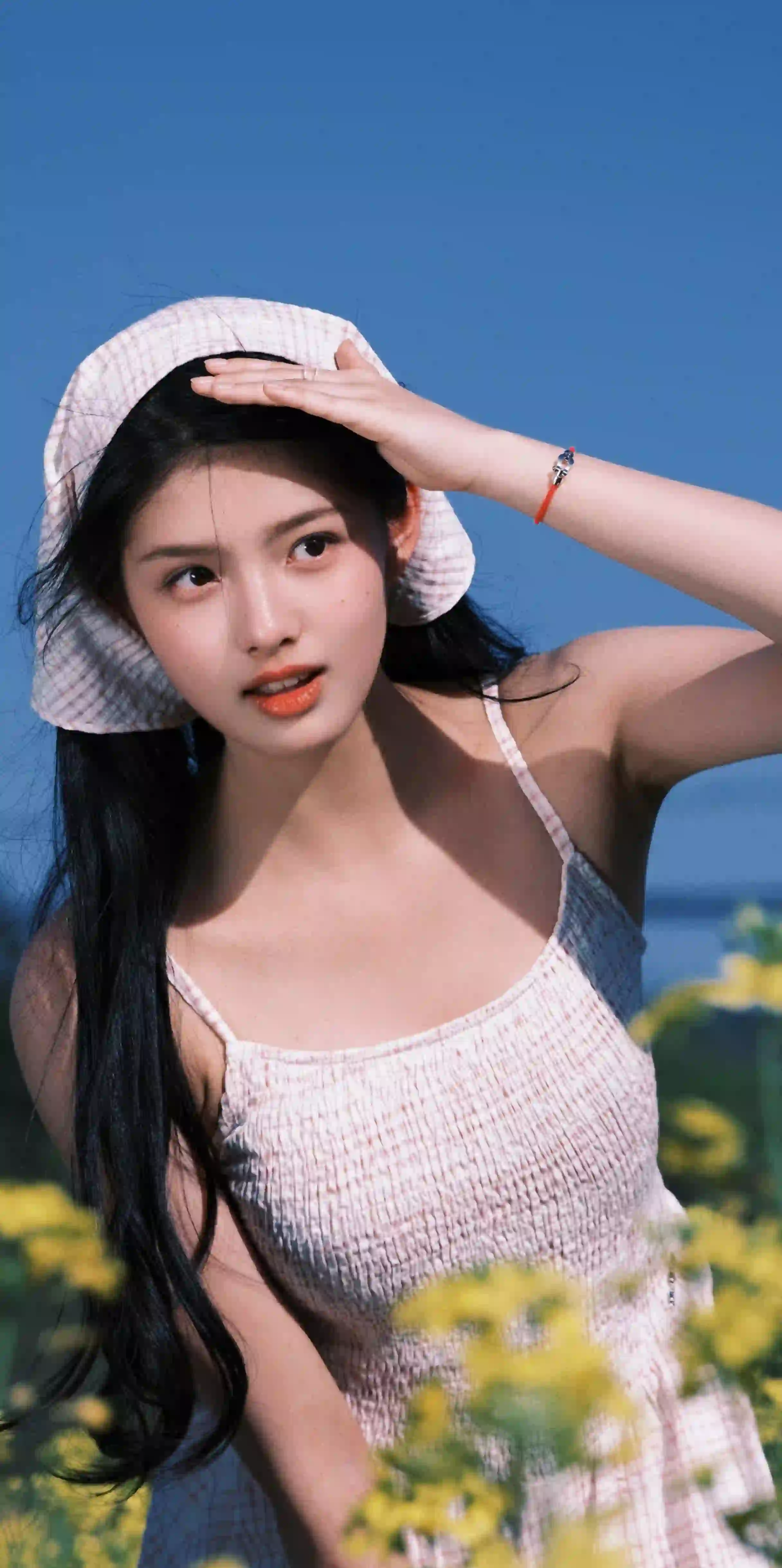 户外 微笑女孩 吊带美女 户外 清纯 唯美