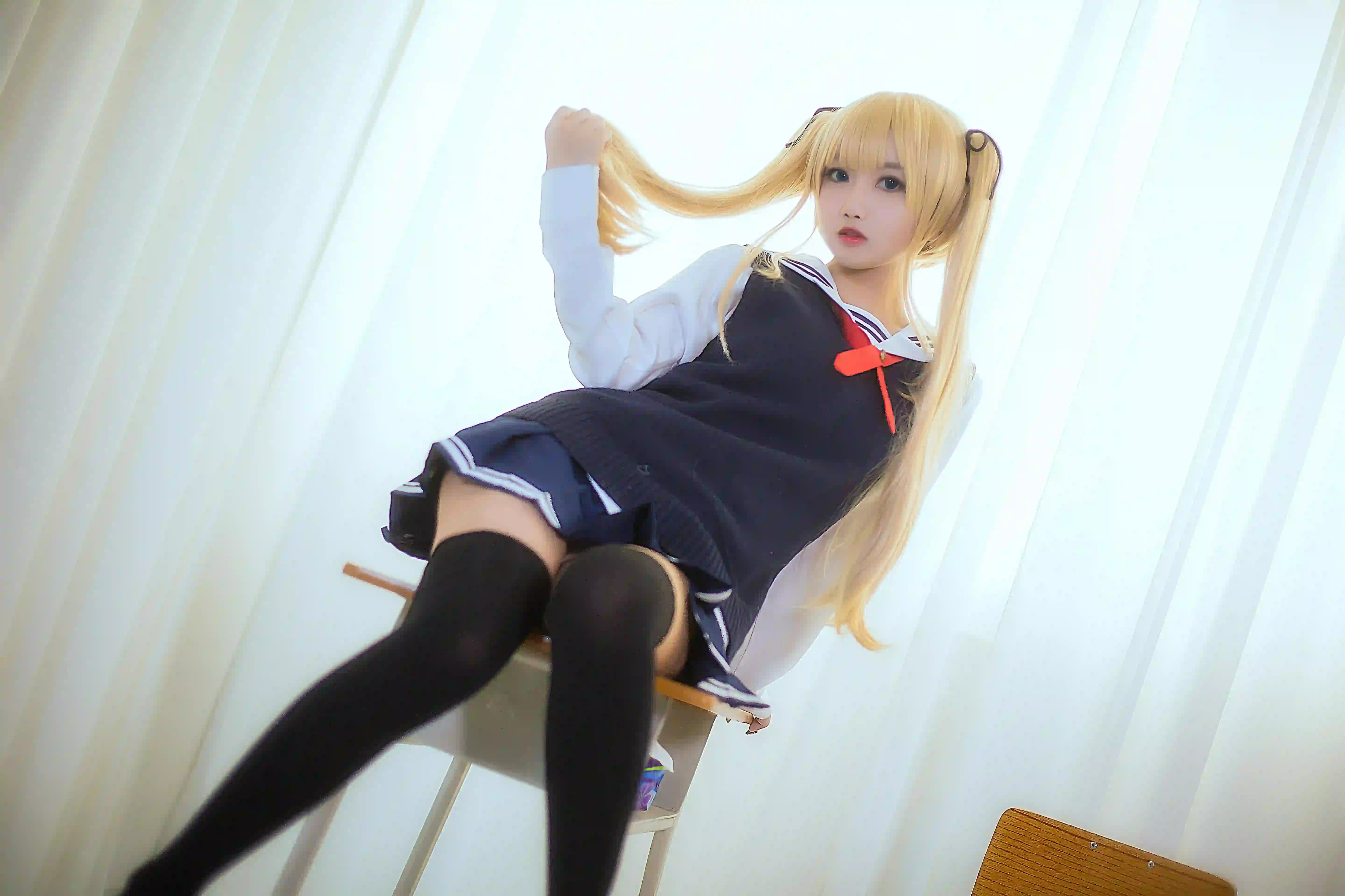 jk制服 双马尾女孩 长发美女 黑丝 可爱