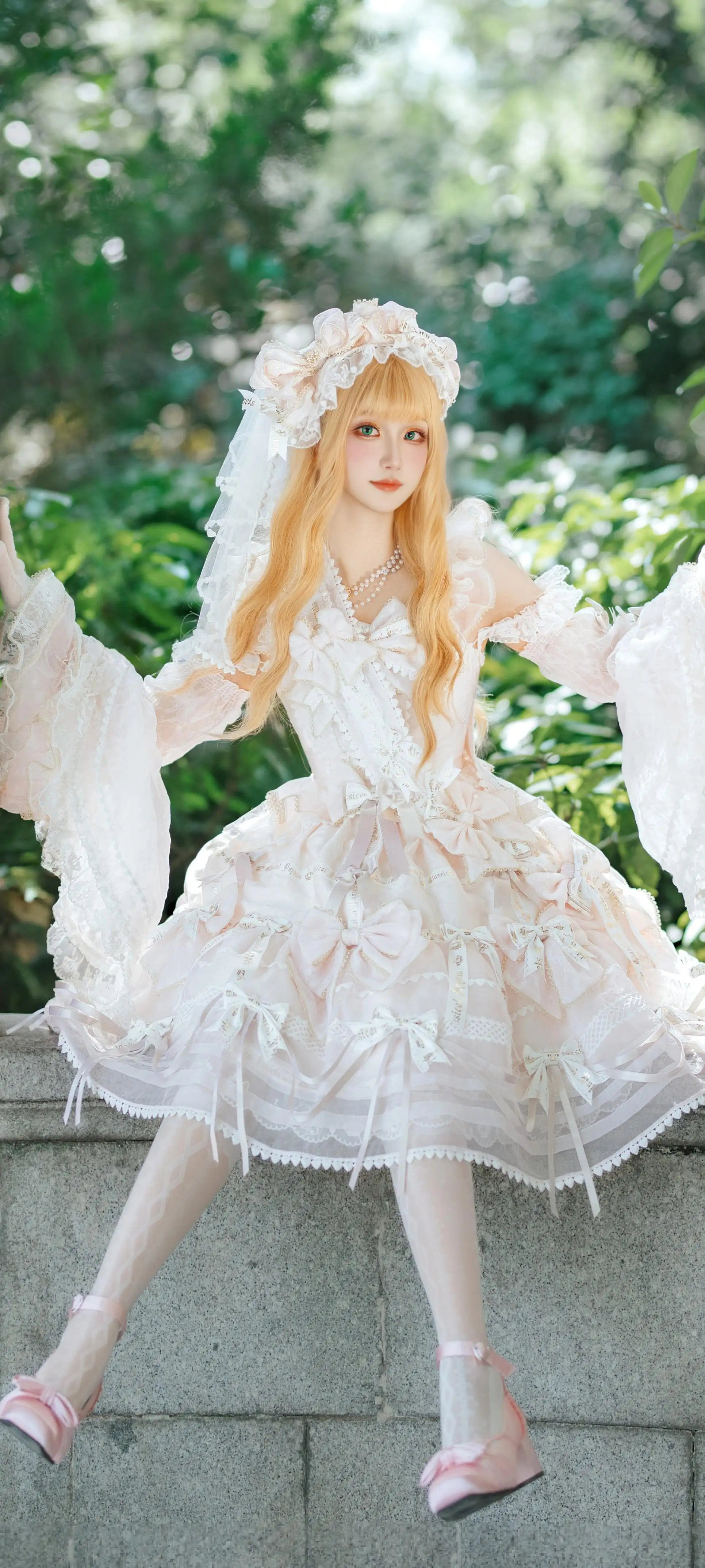白裙coser | 白色丝袜｜可爱女孩