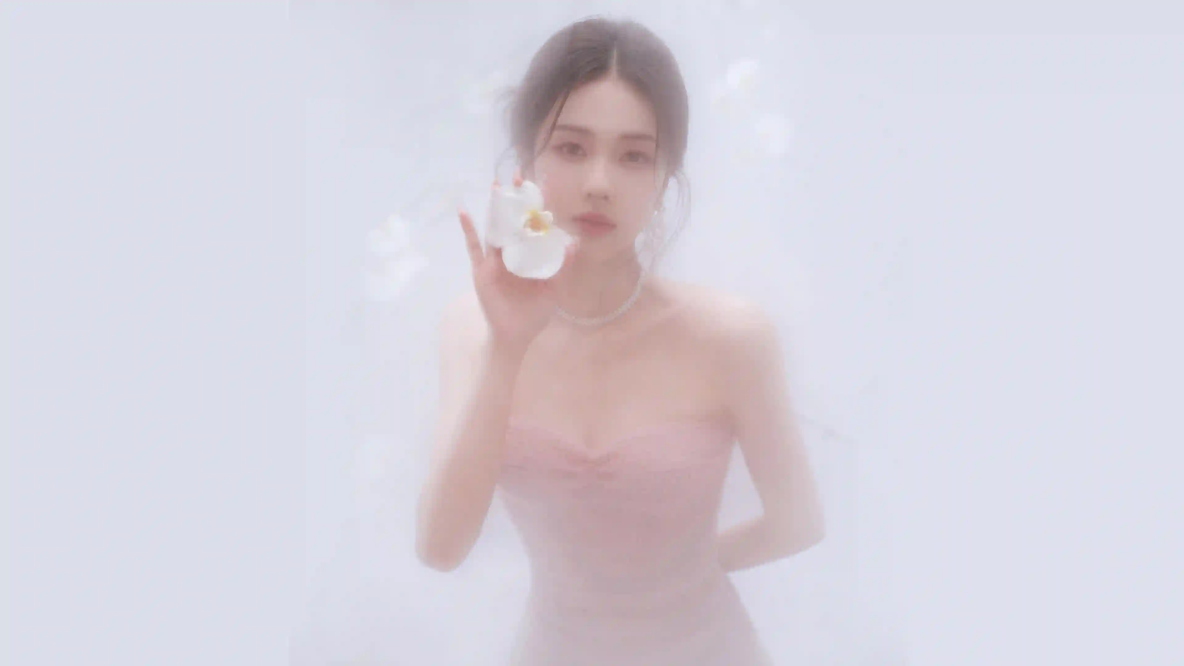 长发美女 朦胧美感 白鹿