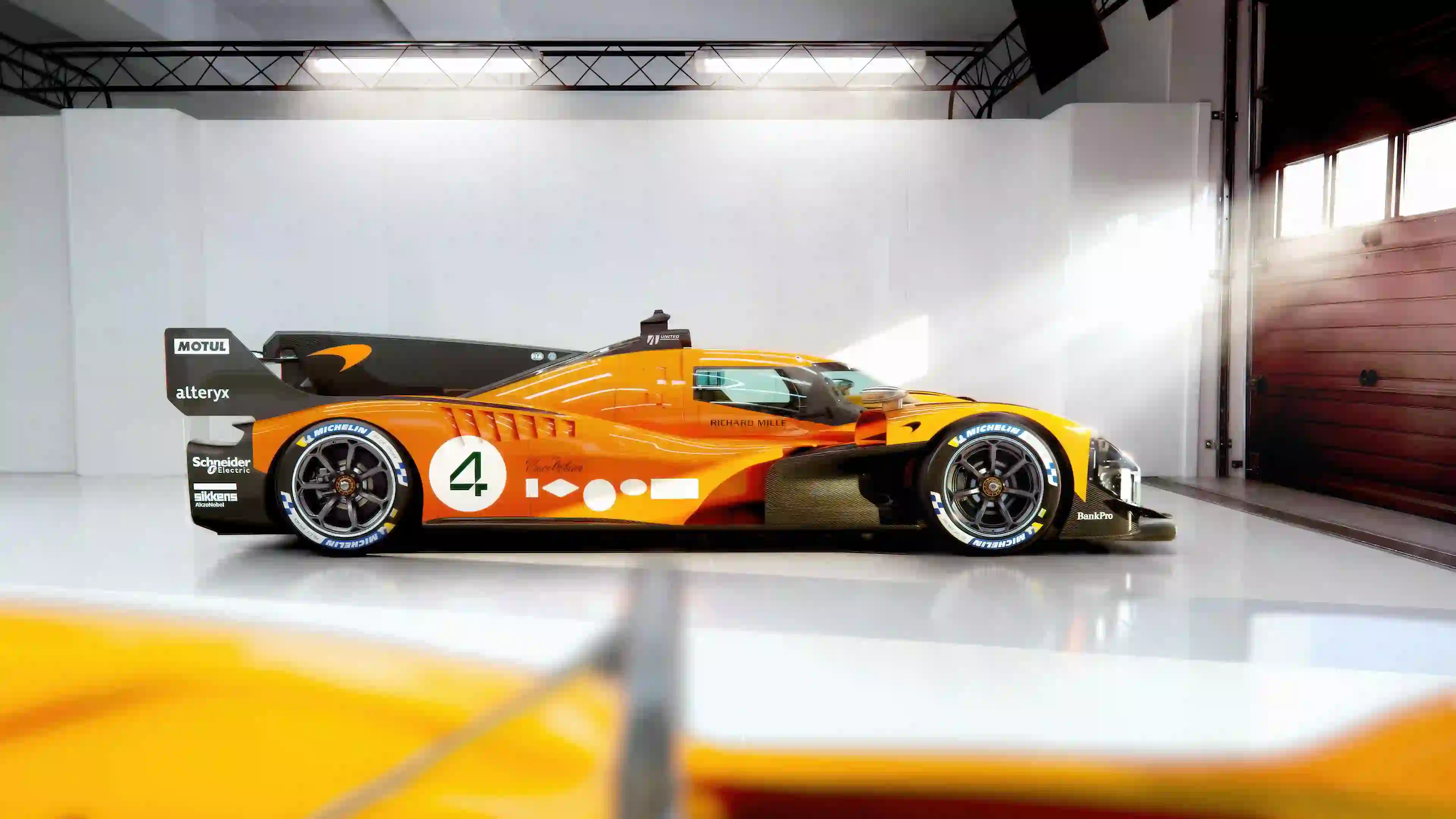 迈凯伦mcl hy gtr 橙色跑车